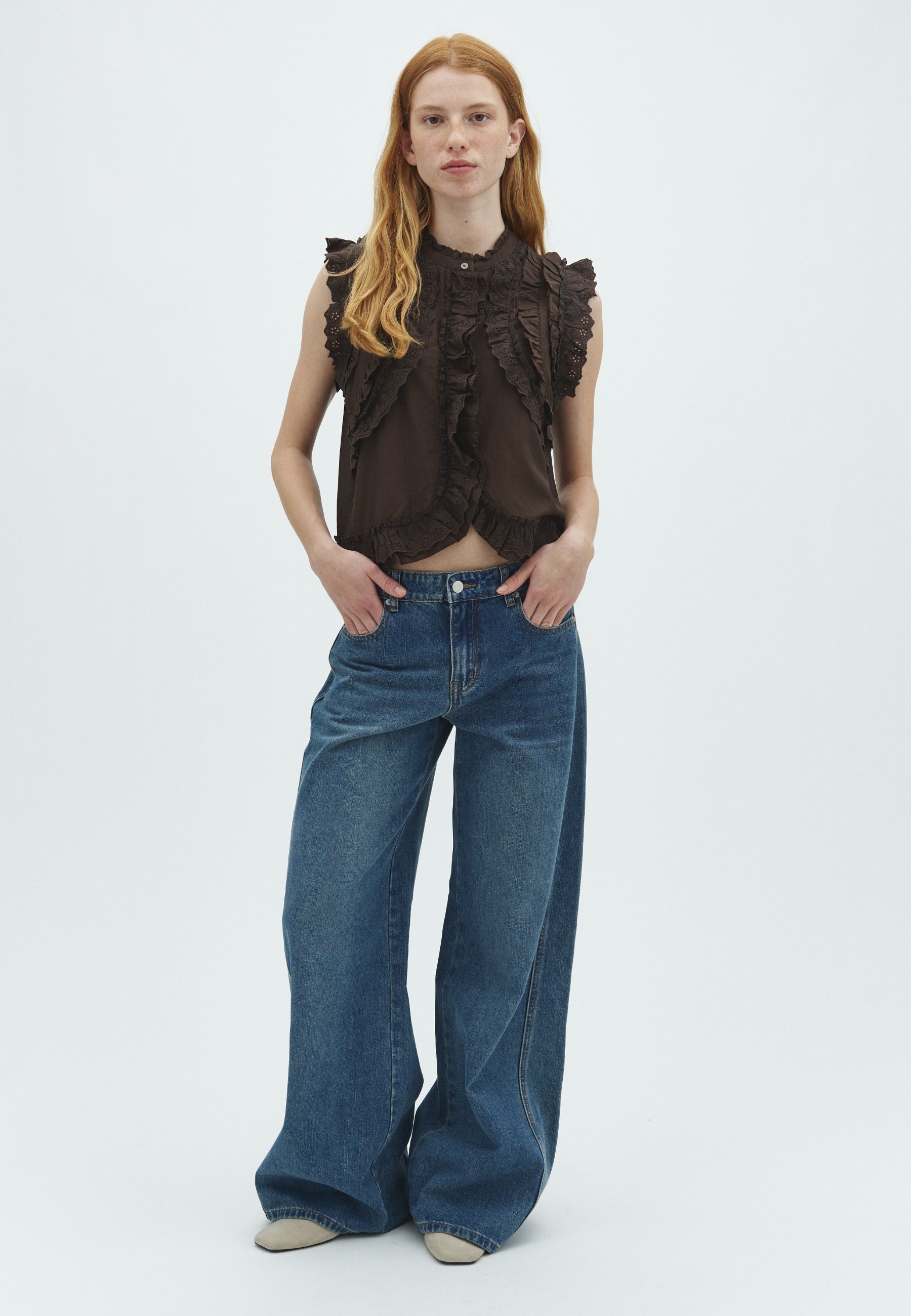 169572 Selia Ruffle Top_Dark Brown_Model_2