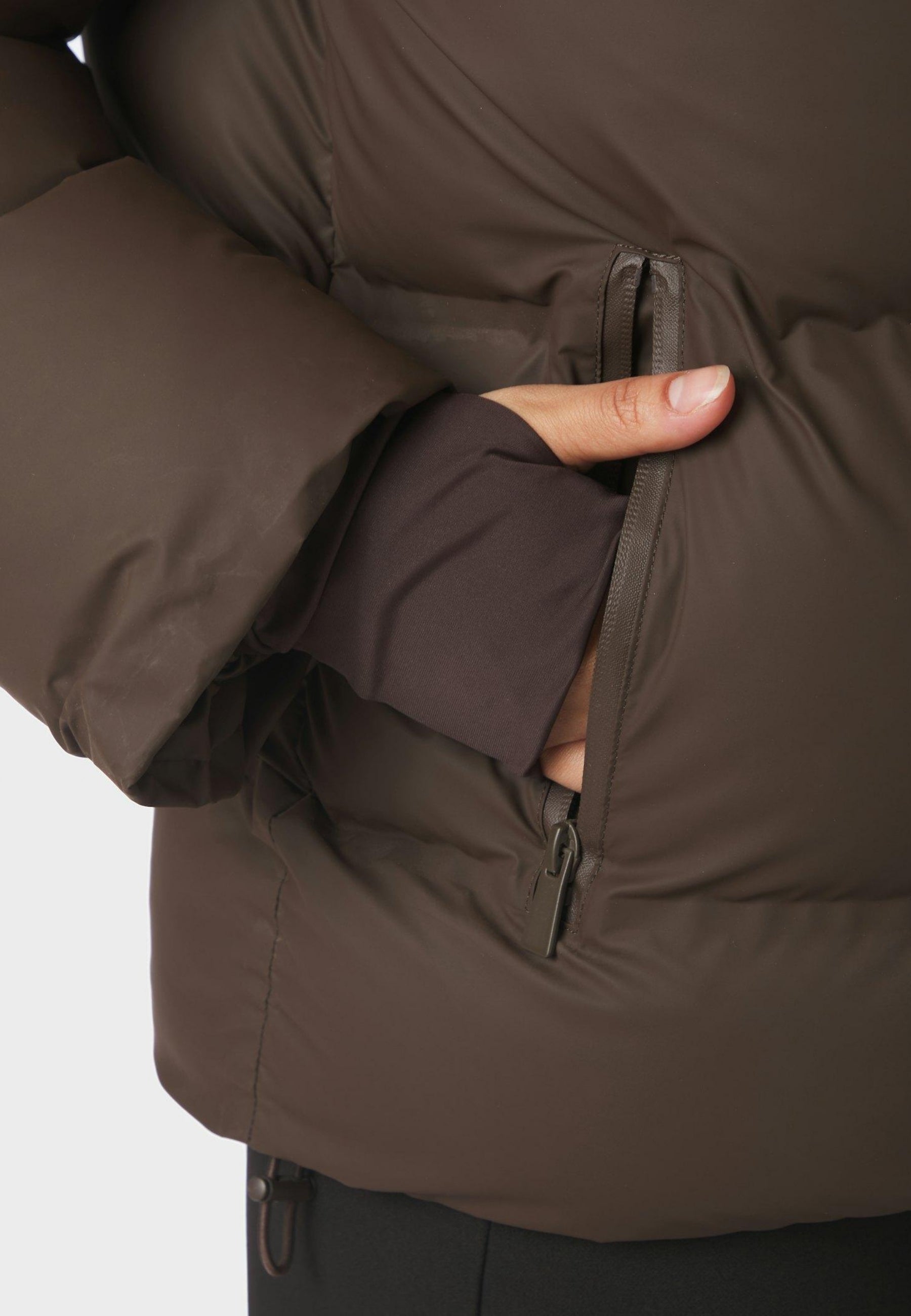 158082 Fox C Puffer Jacket_Dark Brown_Model_1