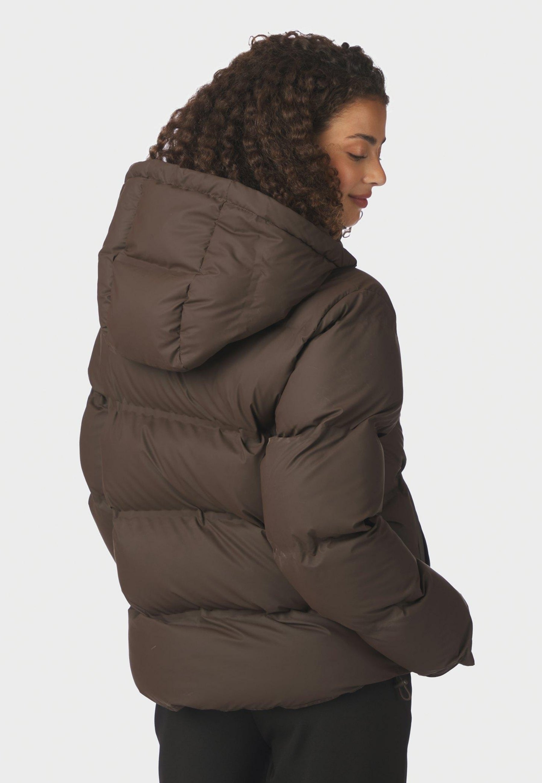 158082 Fox C Puffer Jacket_Dark Brown_Model_2