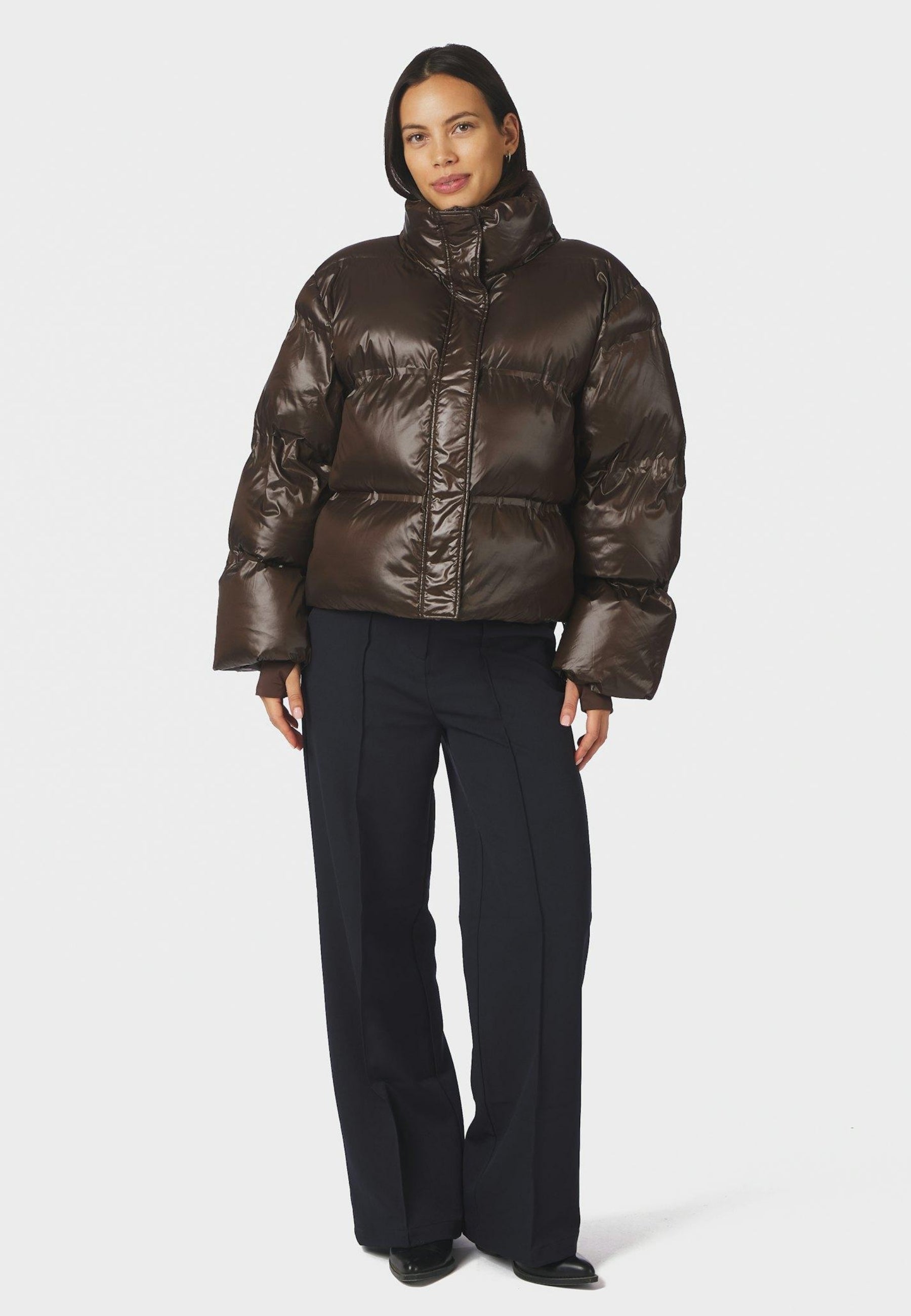 165094 Rhea Shiny Puffer Jacket_Chocolate Brown_Model_3