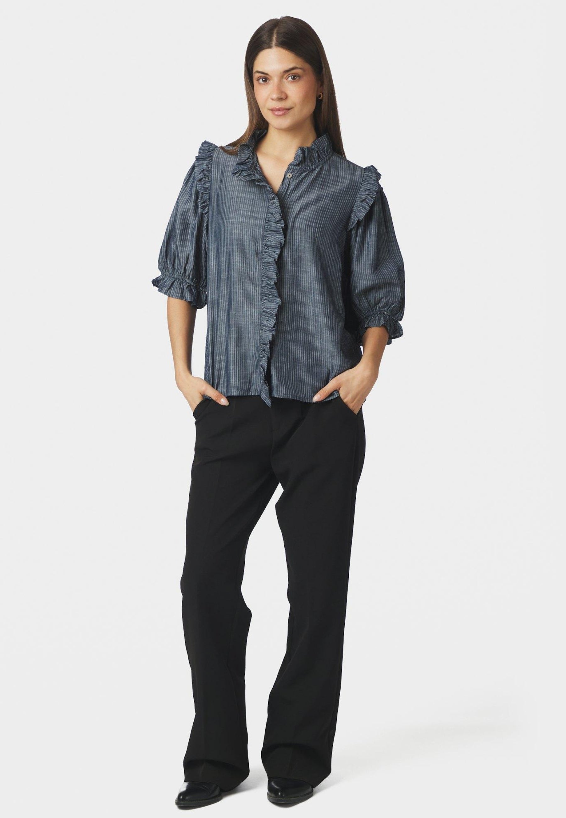 169737 Chacha Chambray Stripe Blouse_Dark Blue_Model_3