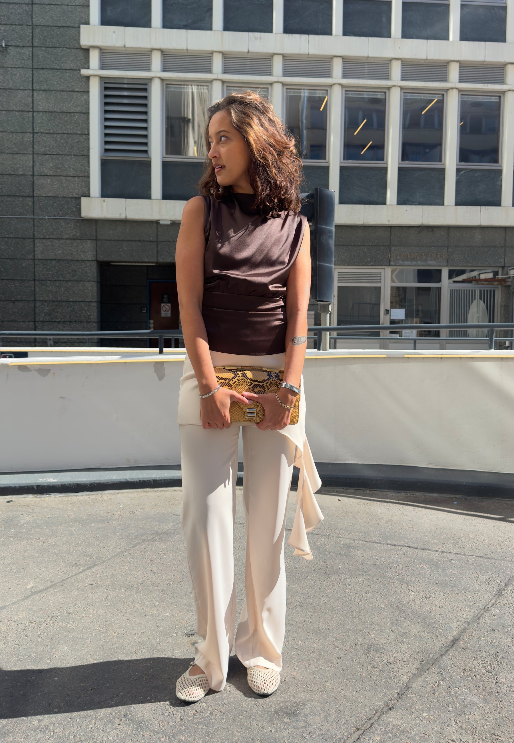 Teone-F_Powder Beige_Content_1