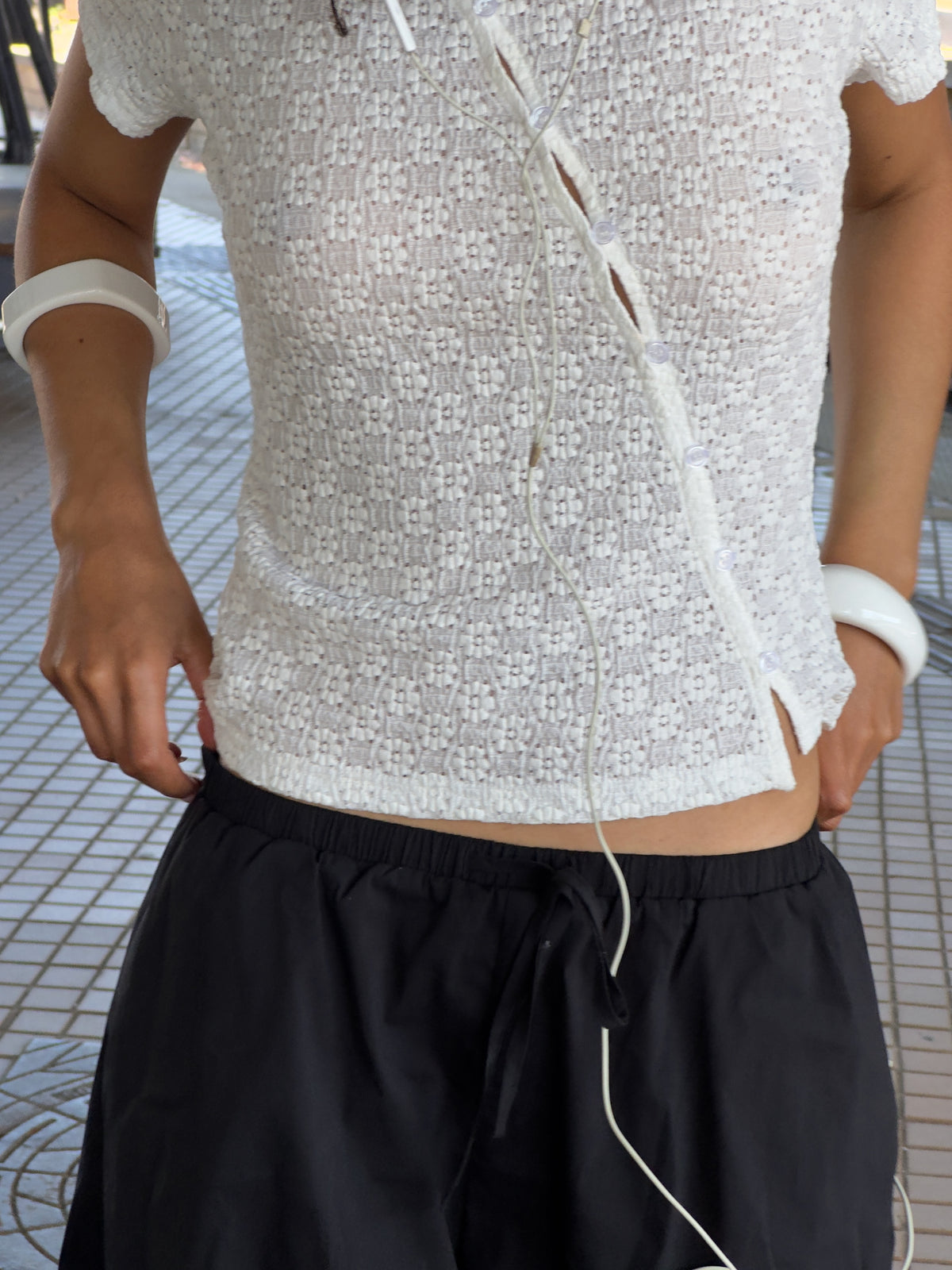 Emiel-F_White_Content_1