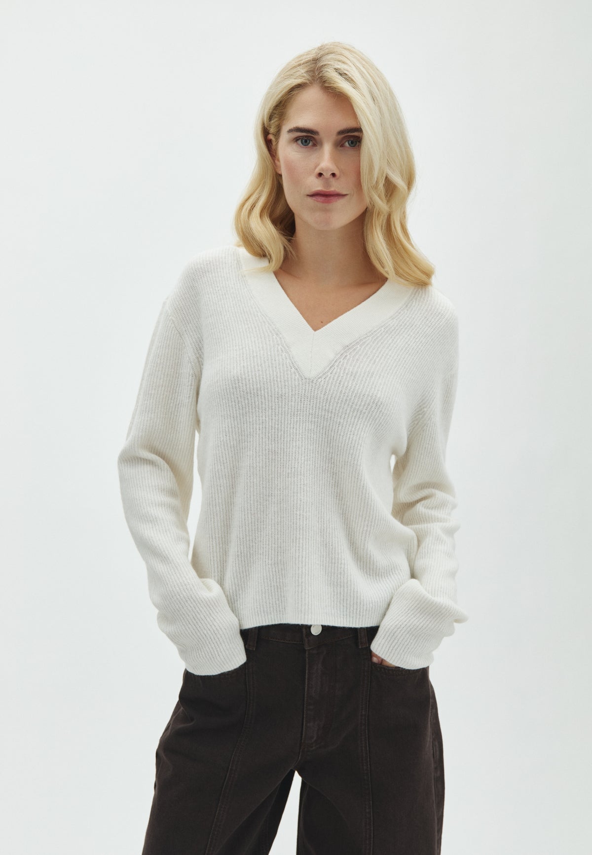 Asato V-M_Cloud Cream_Model_0
