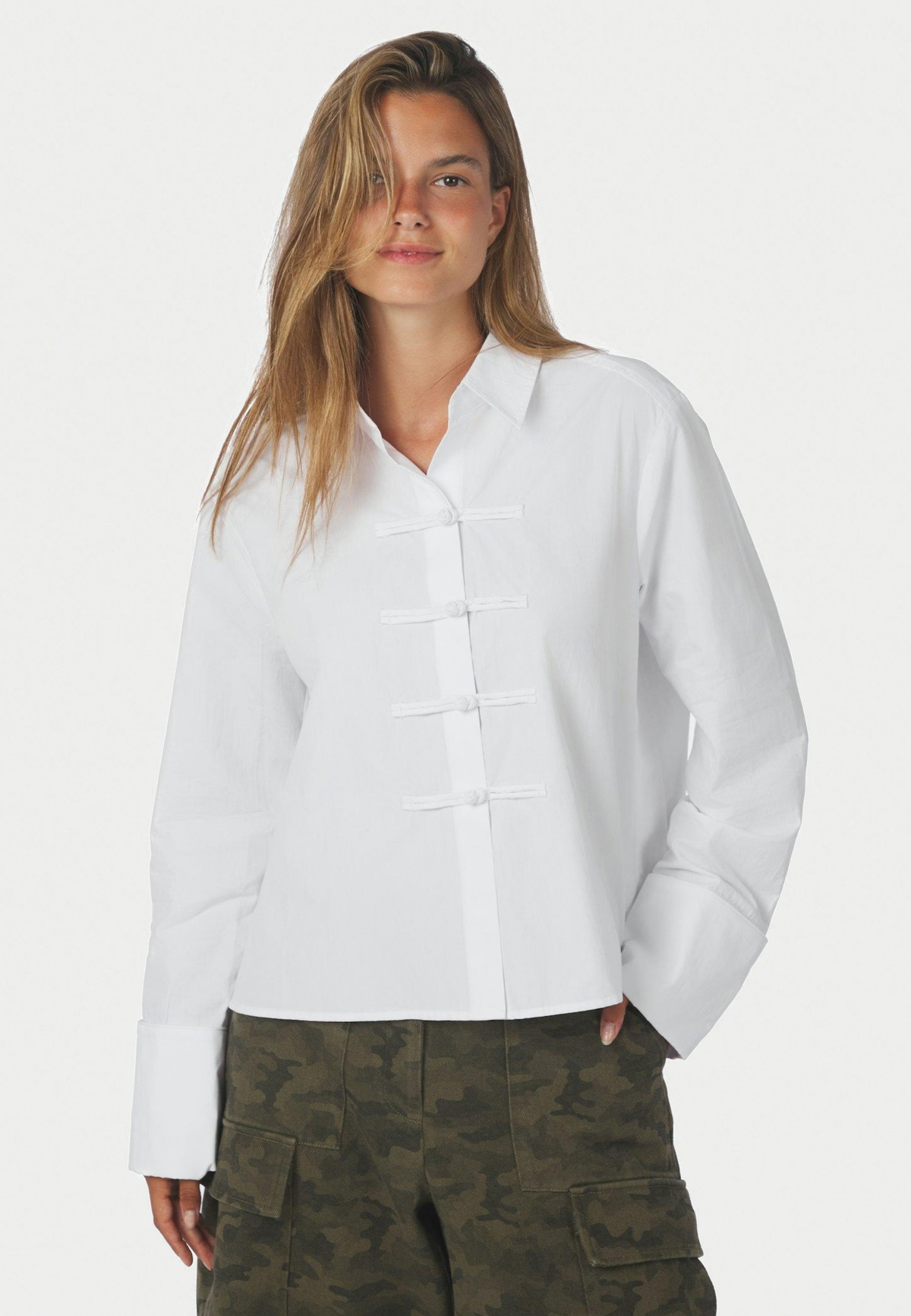 170424 Cam Poplin Shirt_Off White_Model_0