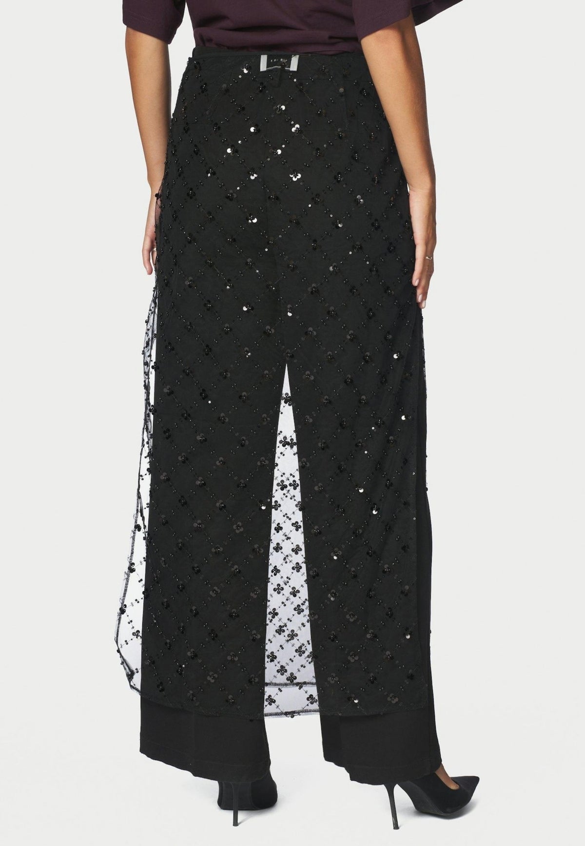 171049 Vianey Mesh Deco Skirt_Black_Model_3
