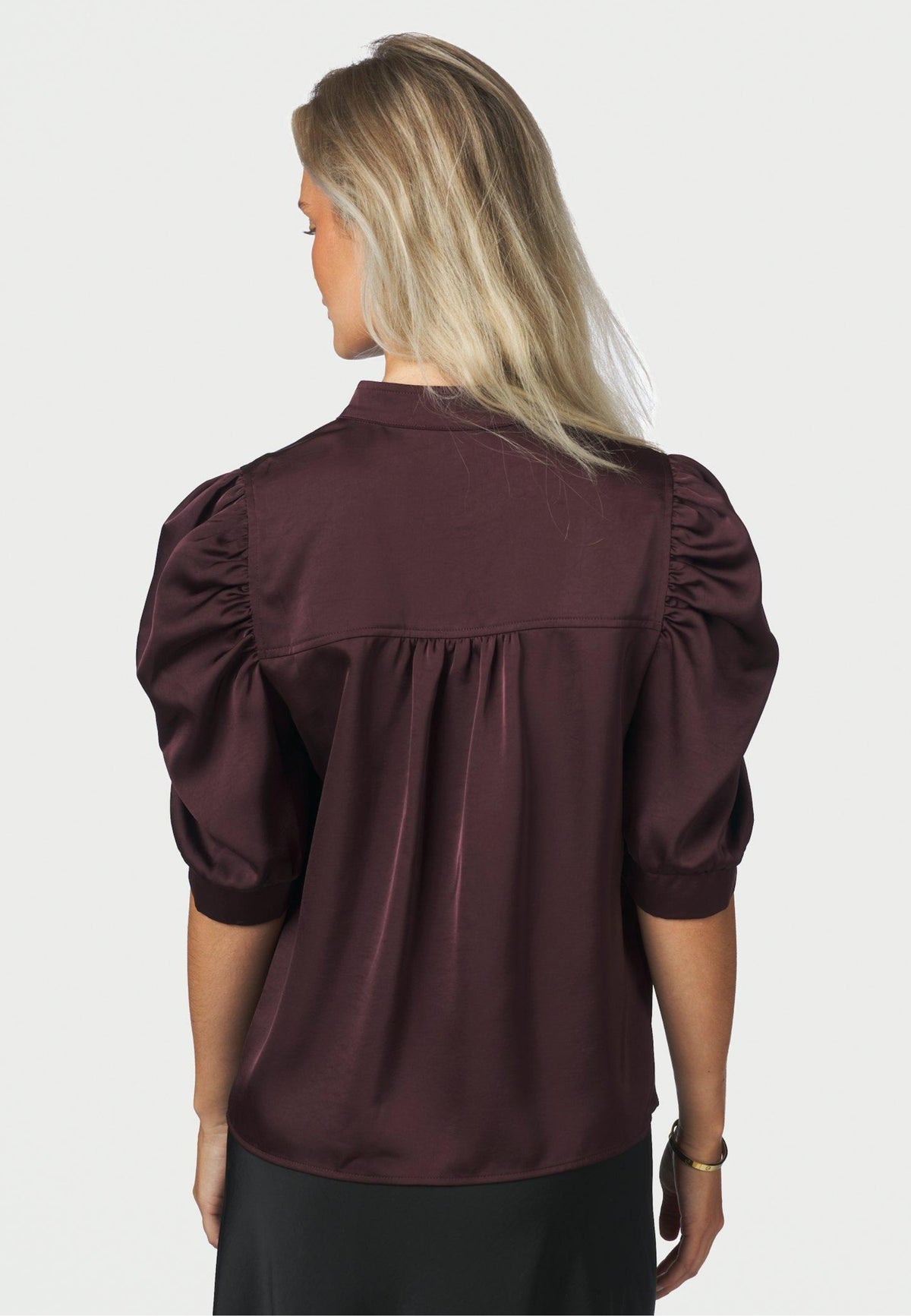 162590 Roella Heavy Sateen Blouse_Burgundy_Model_2