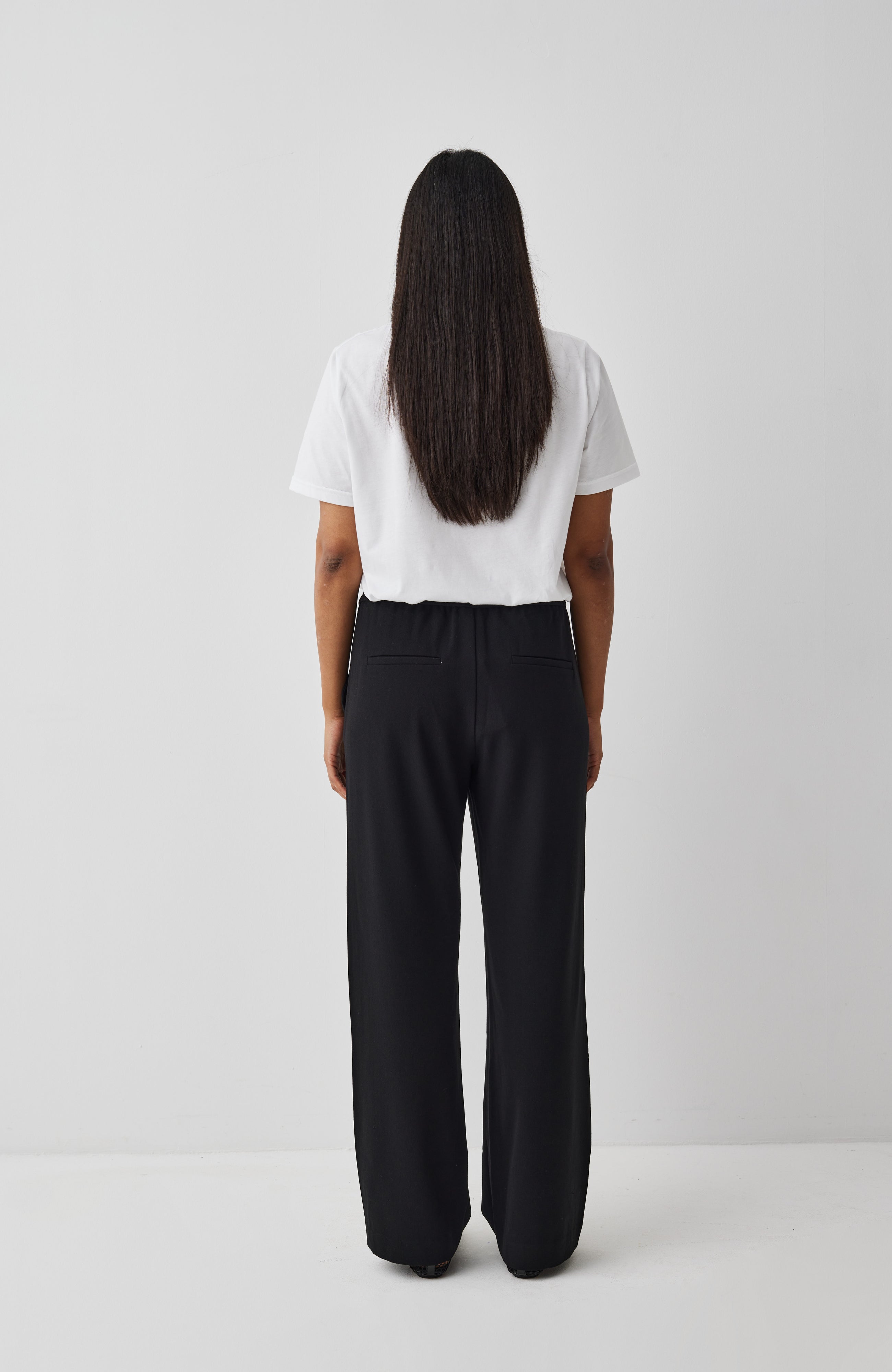 Phillipa_Black_Model_