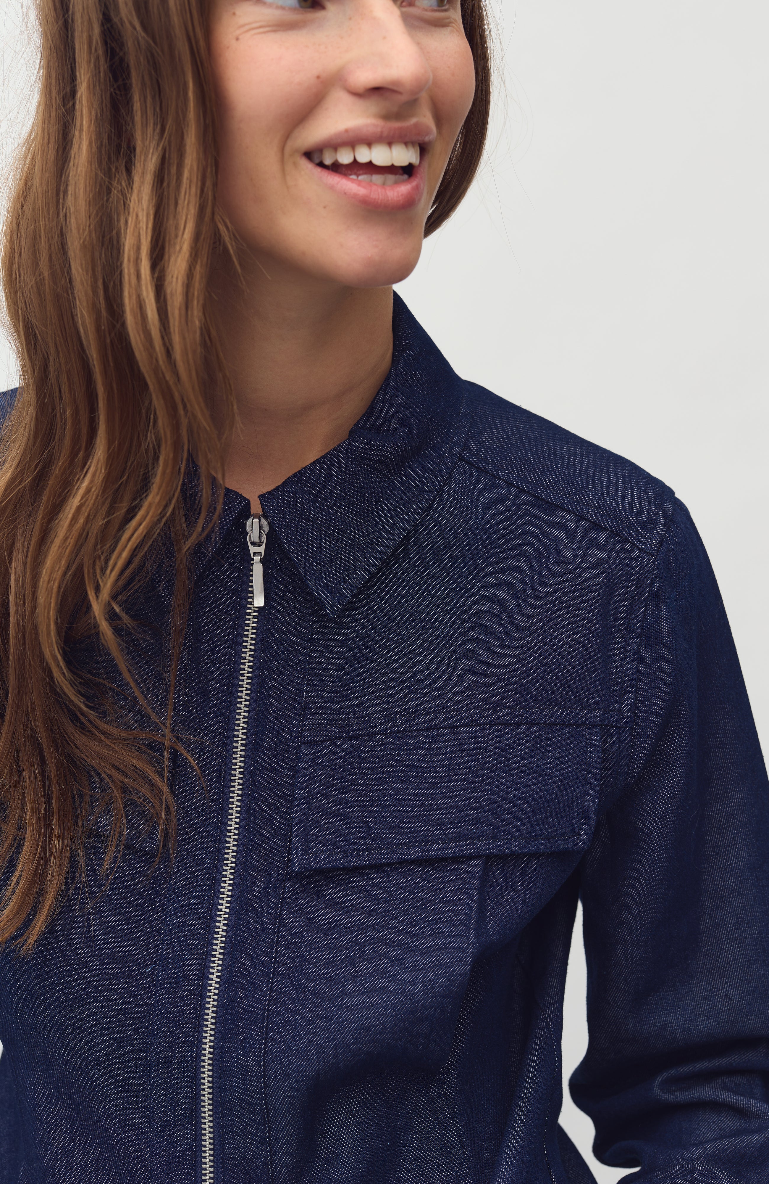 Bican-M_Dark Denim_Model_