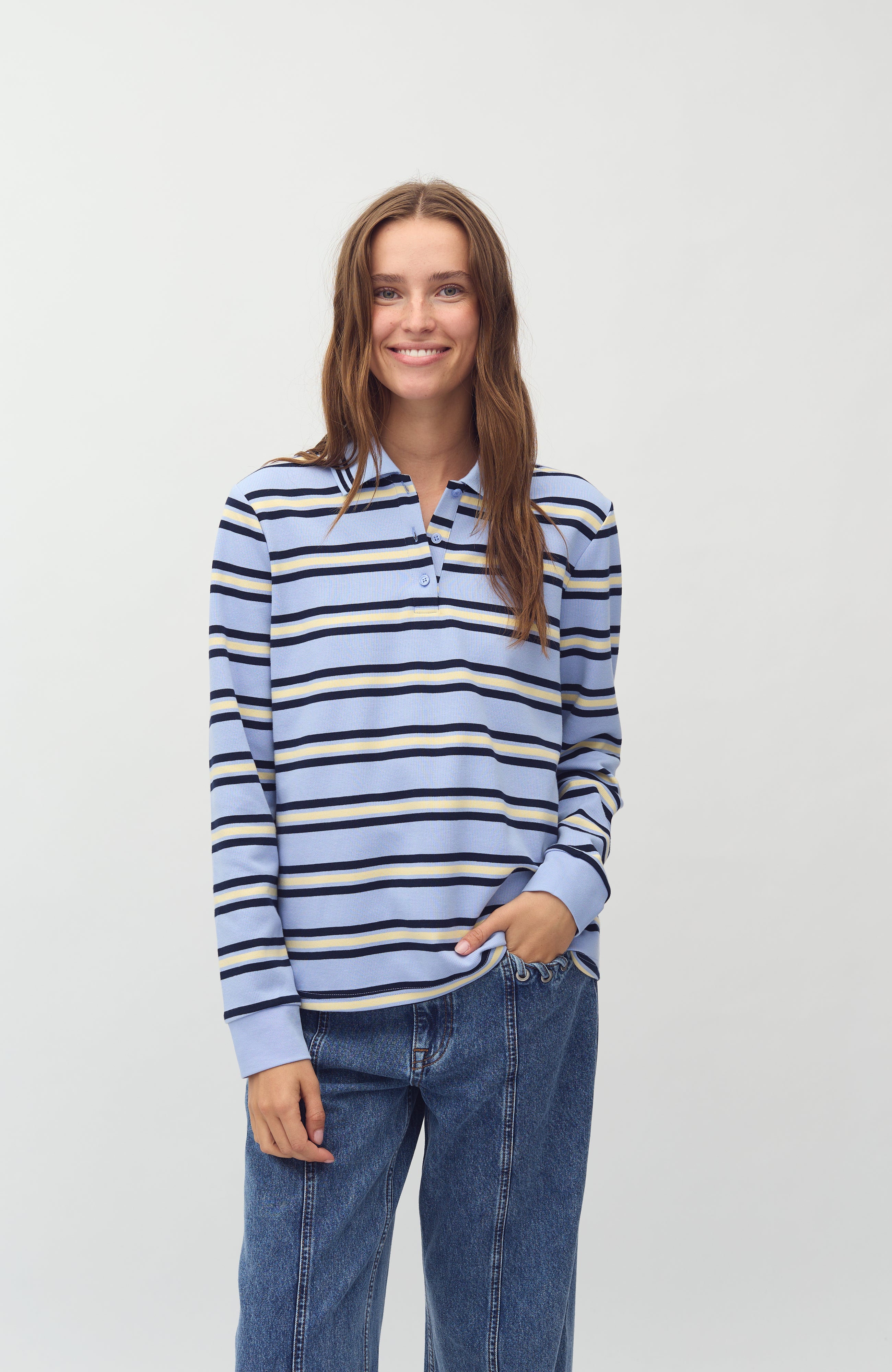 Polla-M_Cool Blue Stripe_Model_1