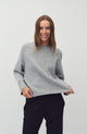 Gillian_Light Grey melange_Model_0