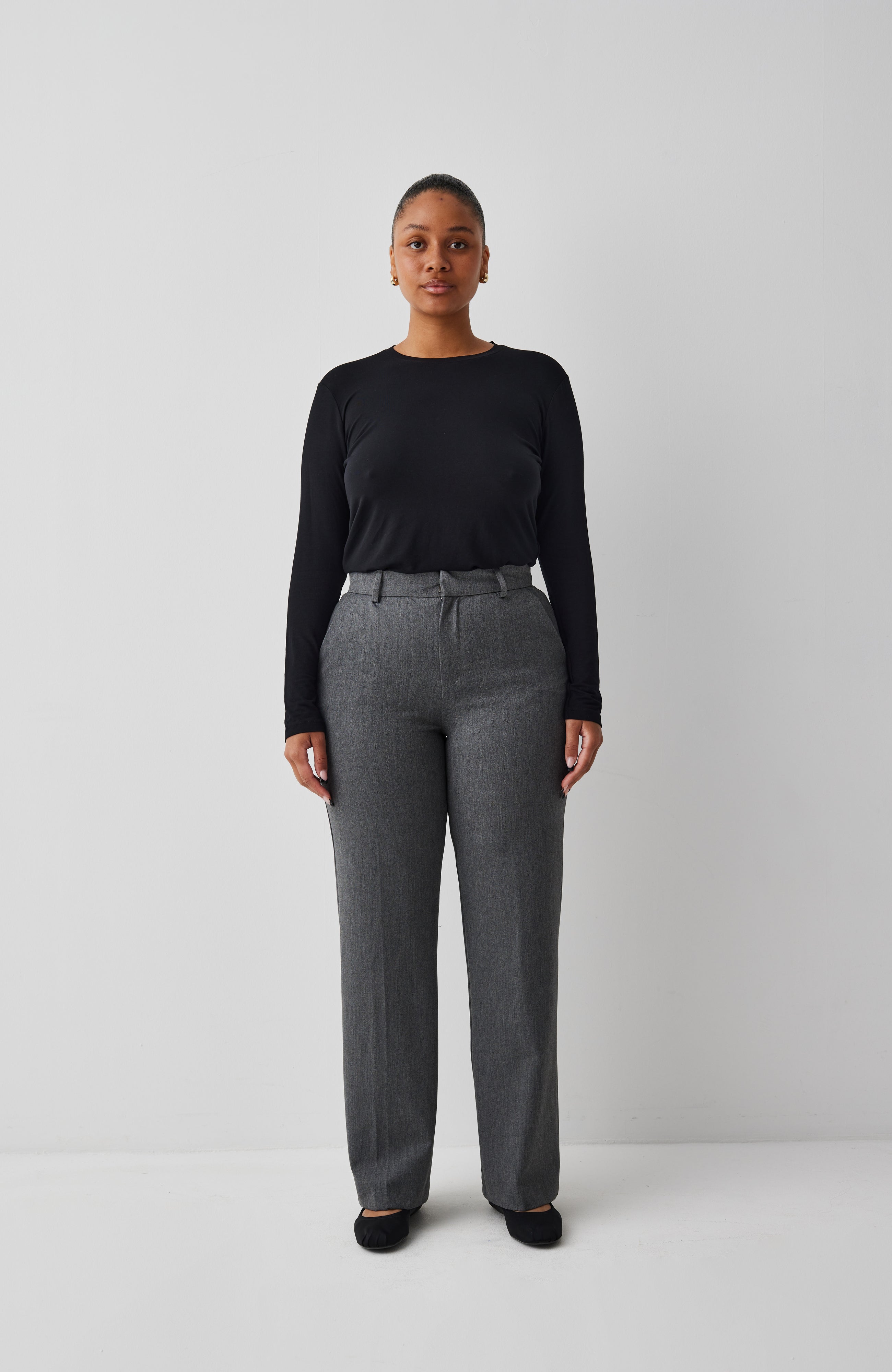 Lucy-M_Medium Melange_Model_5