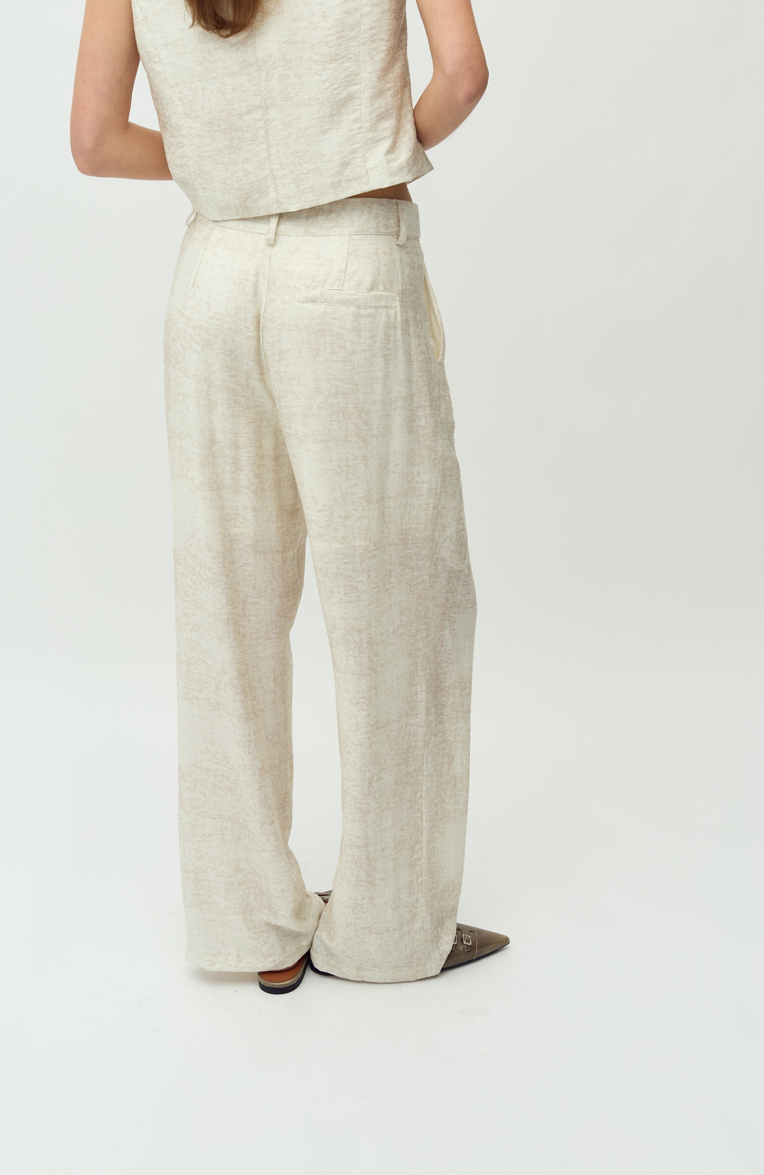 Cristiana Long-M_Oyster Valana Print_Model_2