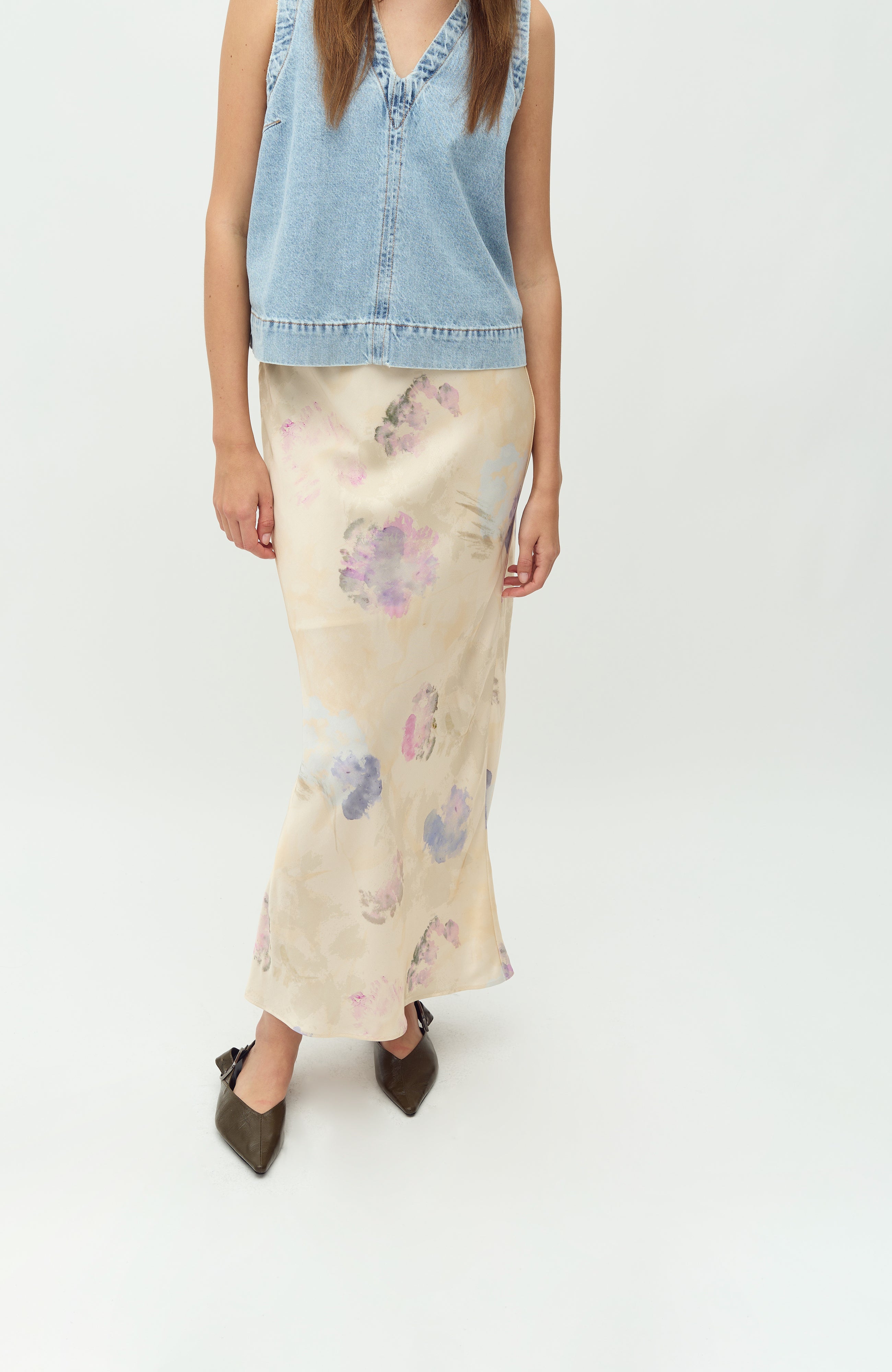 Aninda-M_Natural Dye Print_Model_1