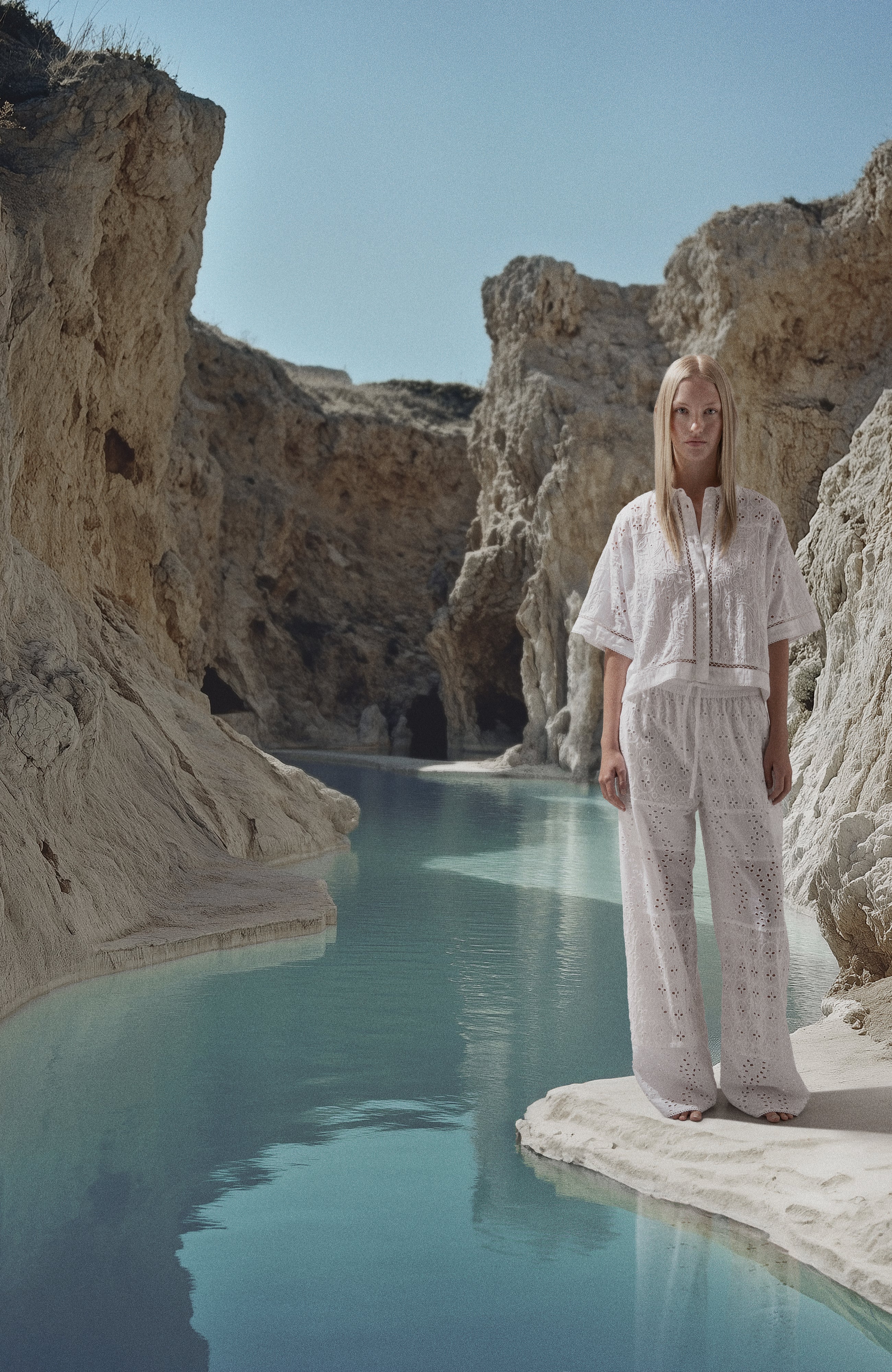 Sonja-M_White_Image_0