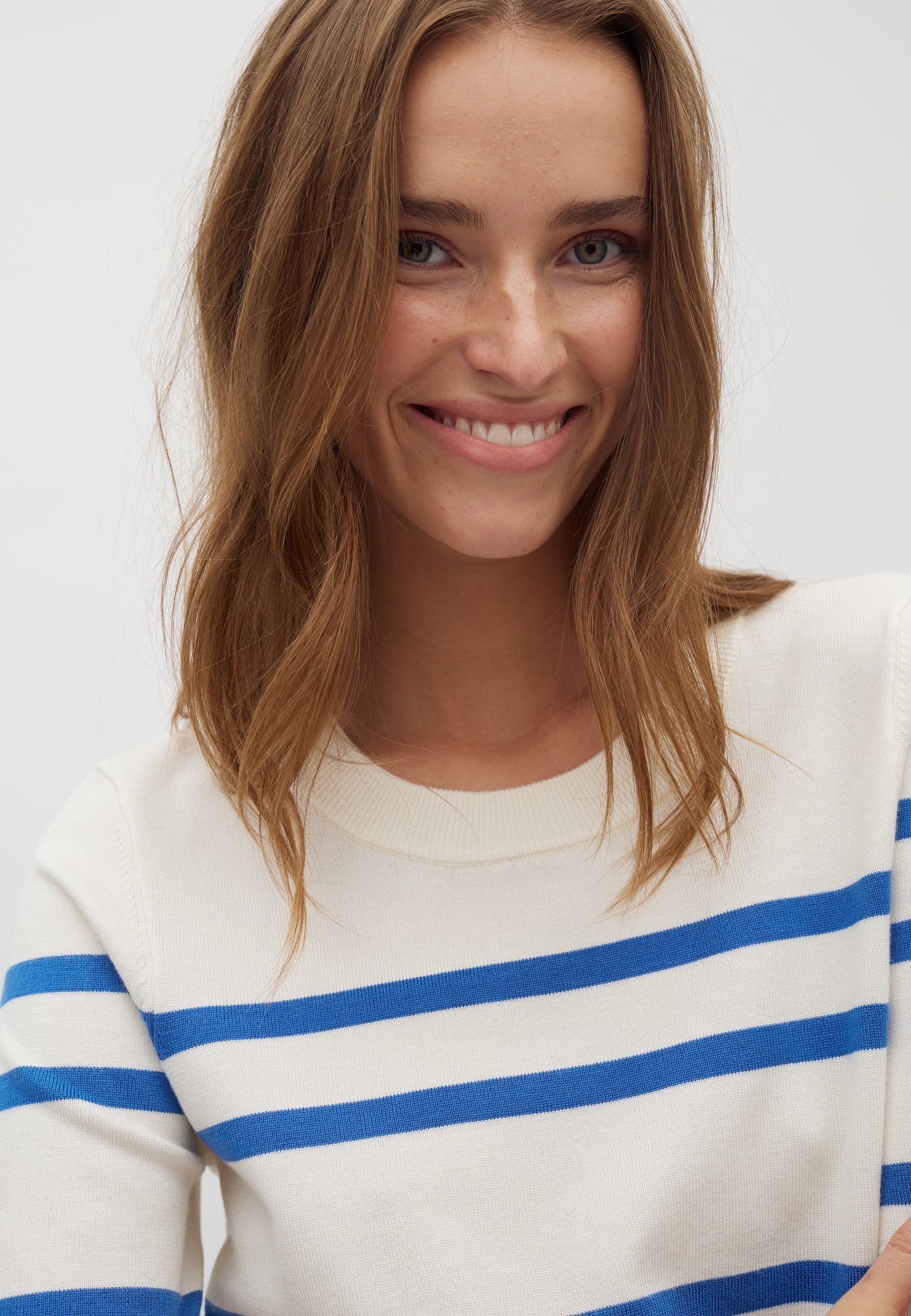 Carla-M_Sugar Star Sapphire Stripe_Model_1