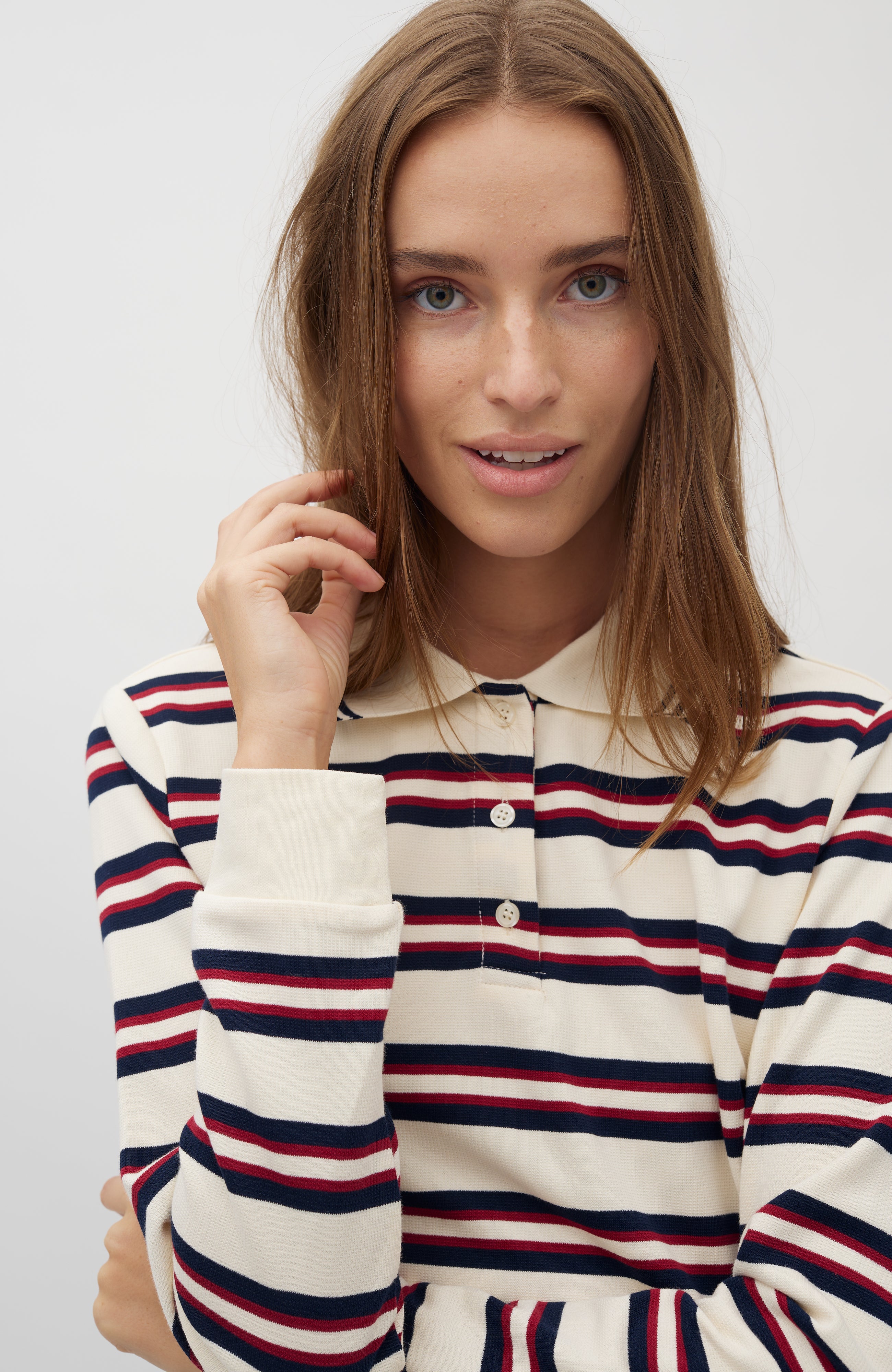 Polla-M_Navy Bordeaux Stripe_Model_1