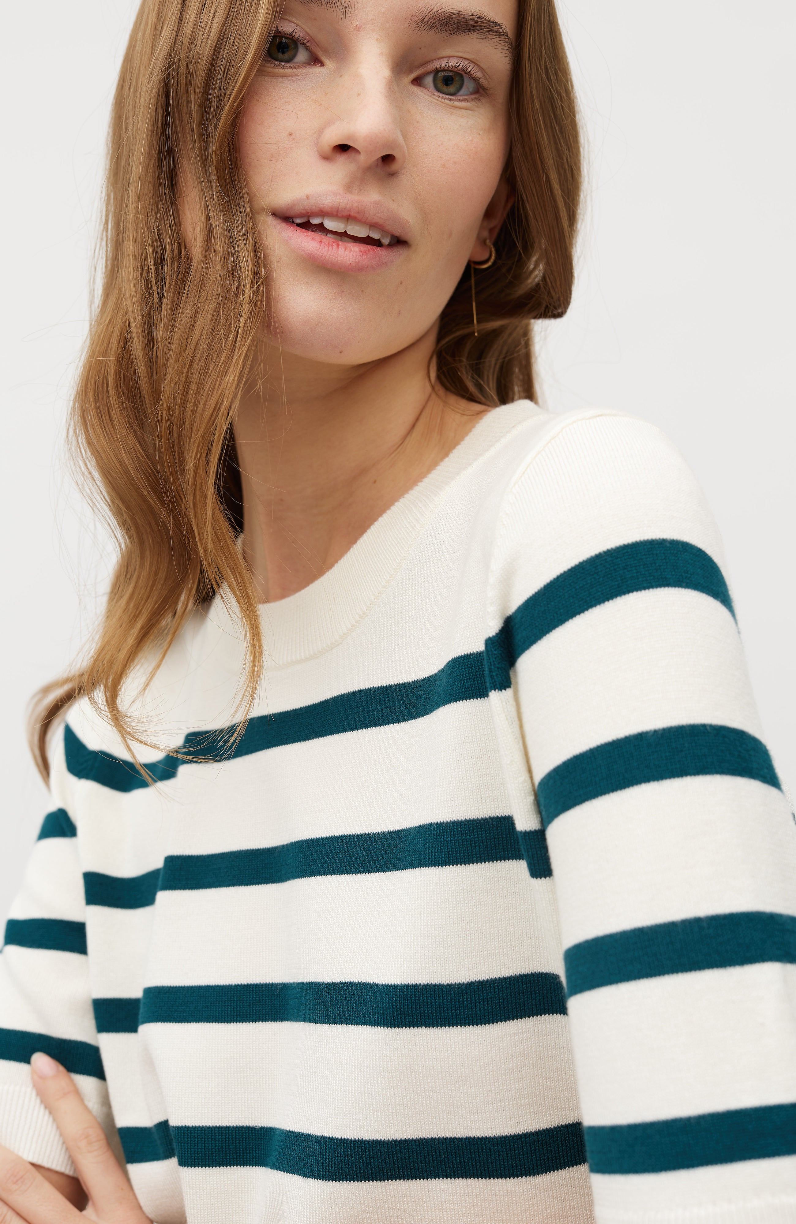 Carla-M_Mediterra Sugar Stripe_Model_1