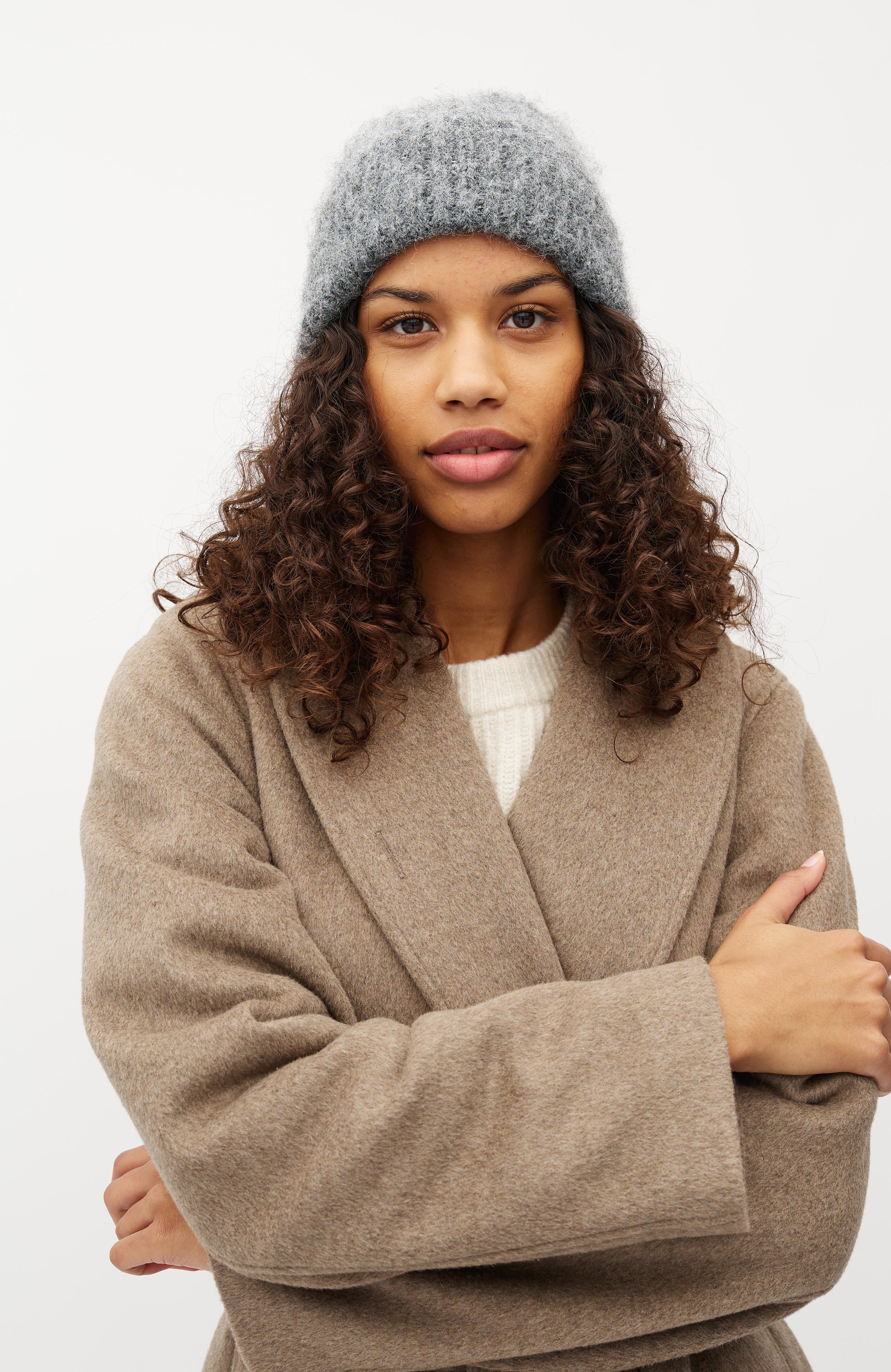 Muskan-M_Medium Grey Melange_Model_0