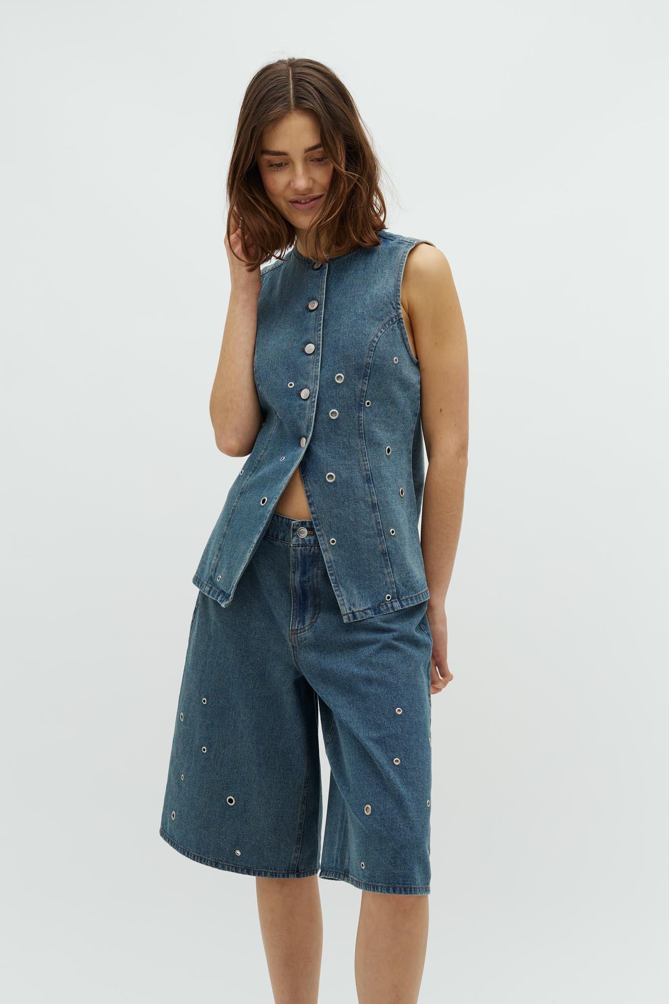 Talina L XO-G_Light mud wash_Model_2