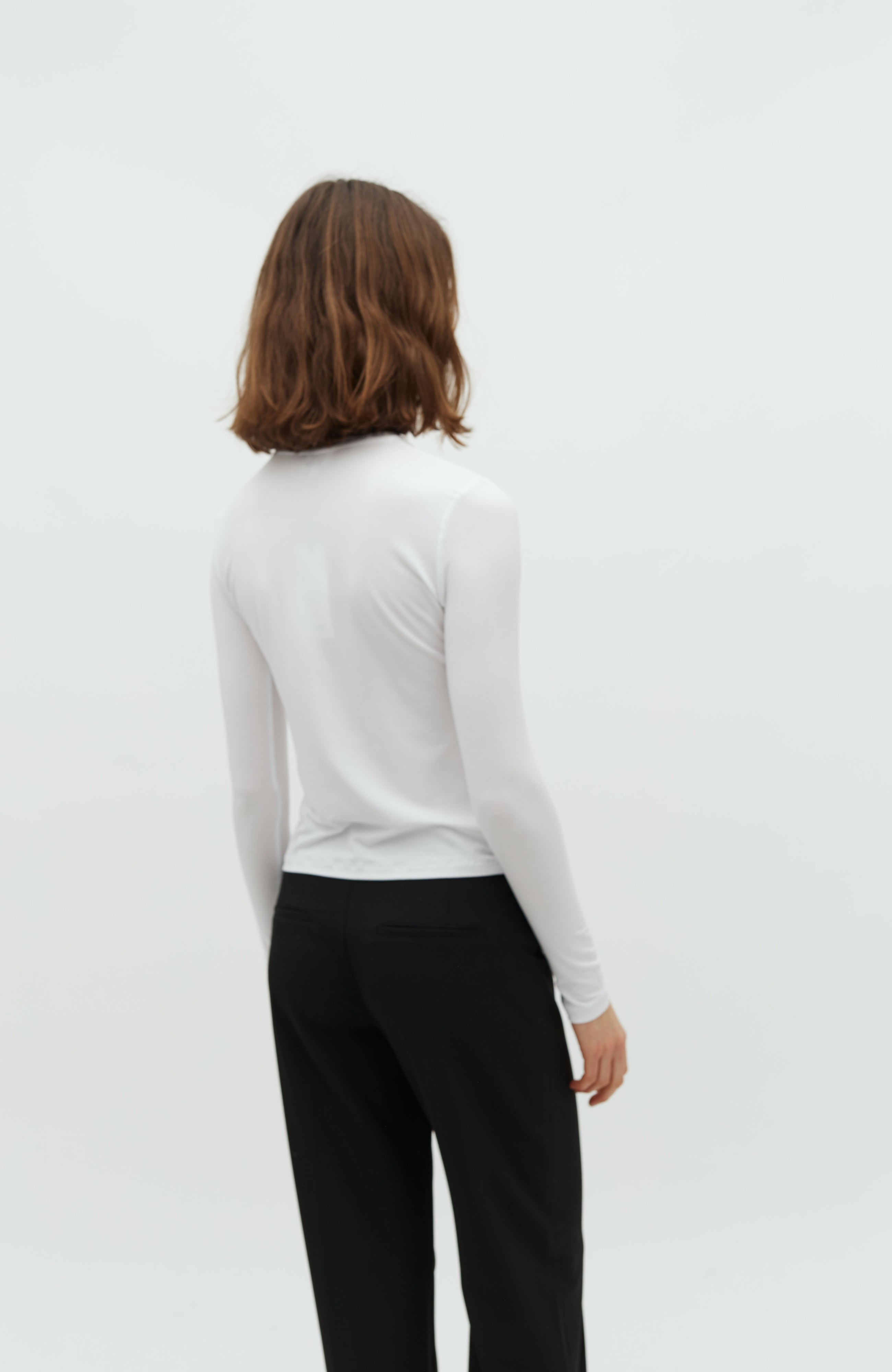 Christina-M_Optical White_Model_2