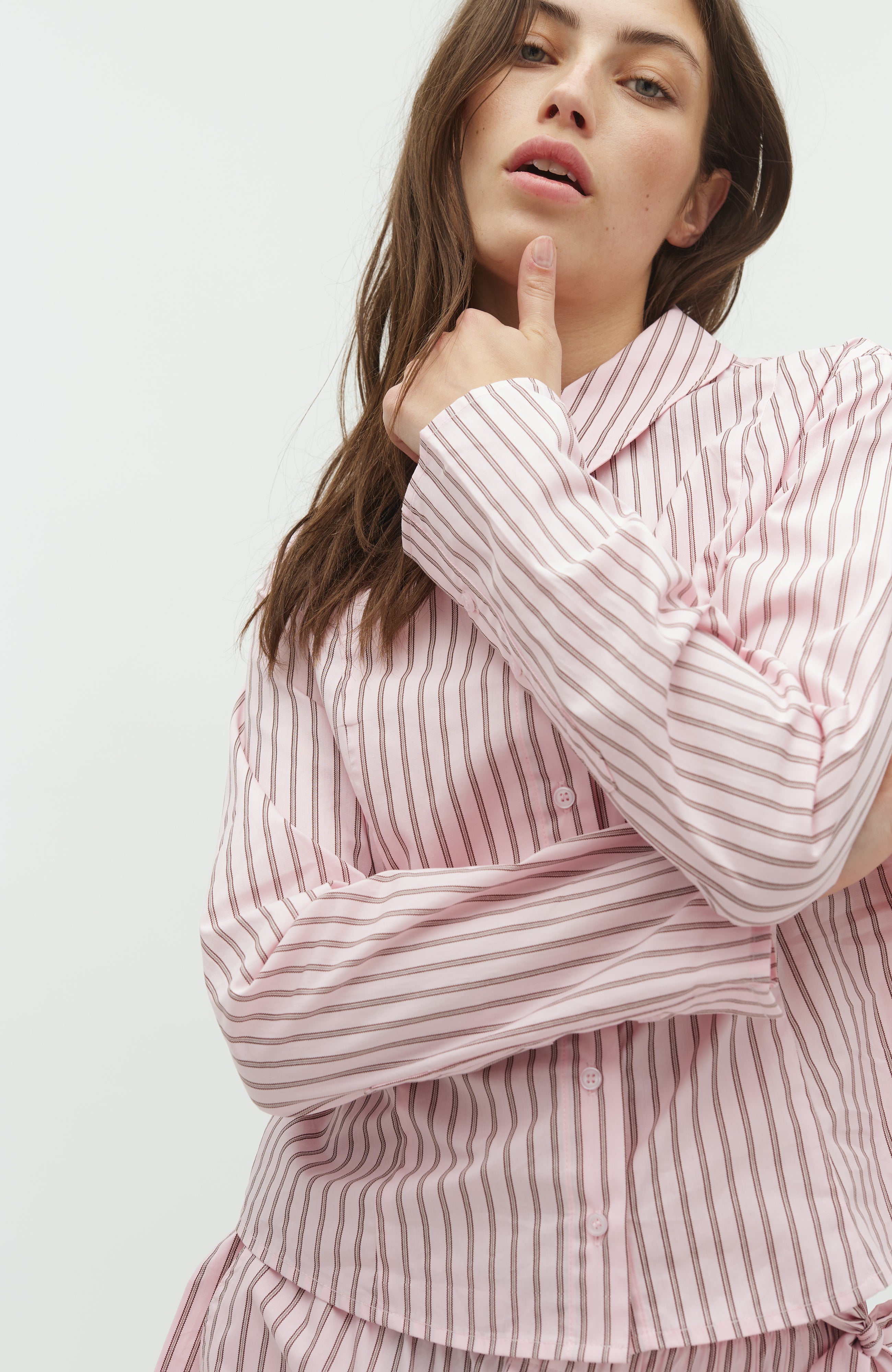 Danire-M_Light Pink Stripe_Model_1