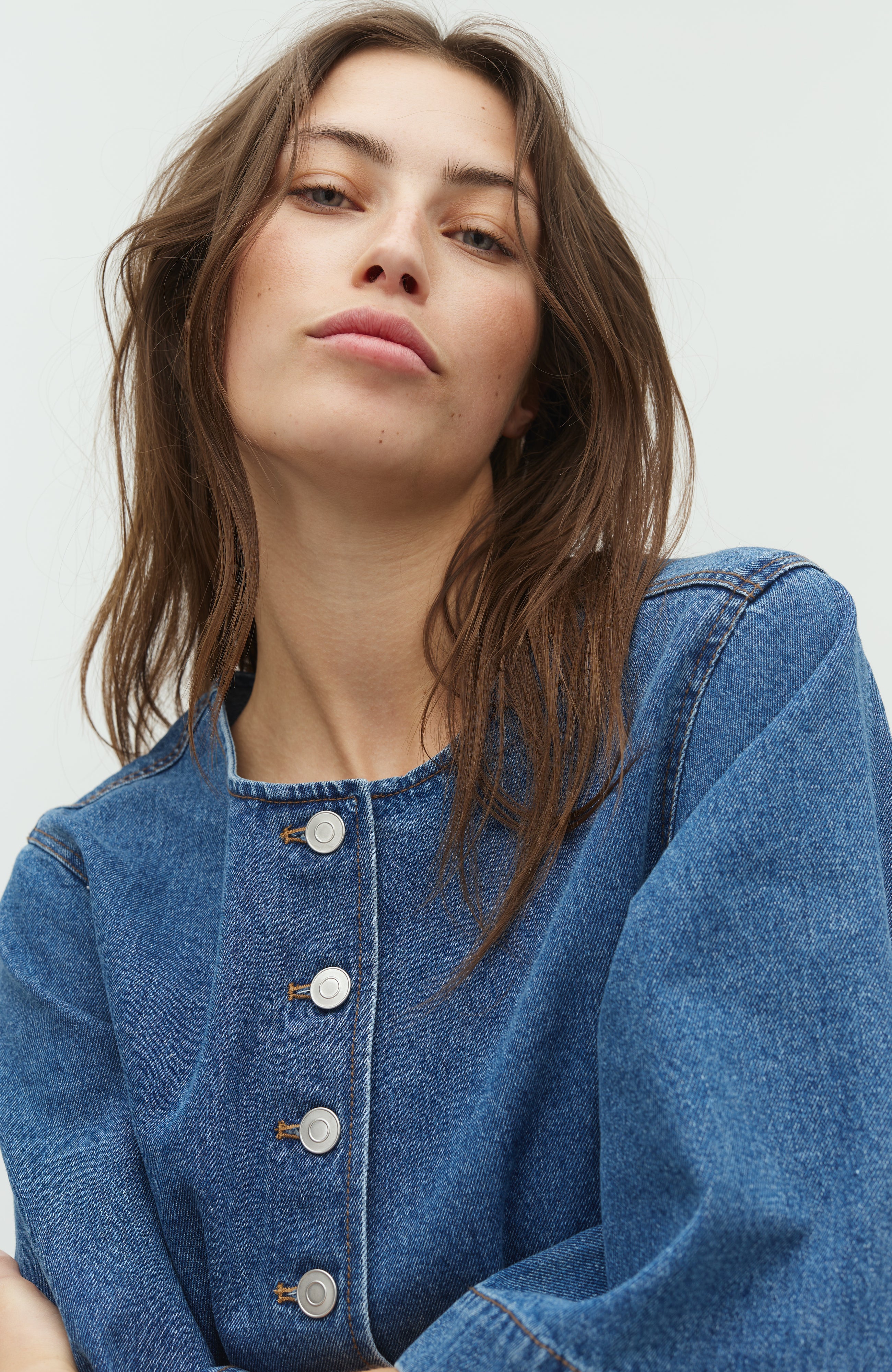 Nenaya-G_Vintage blue Wash_Model_1