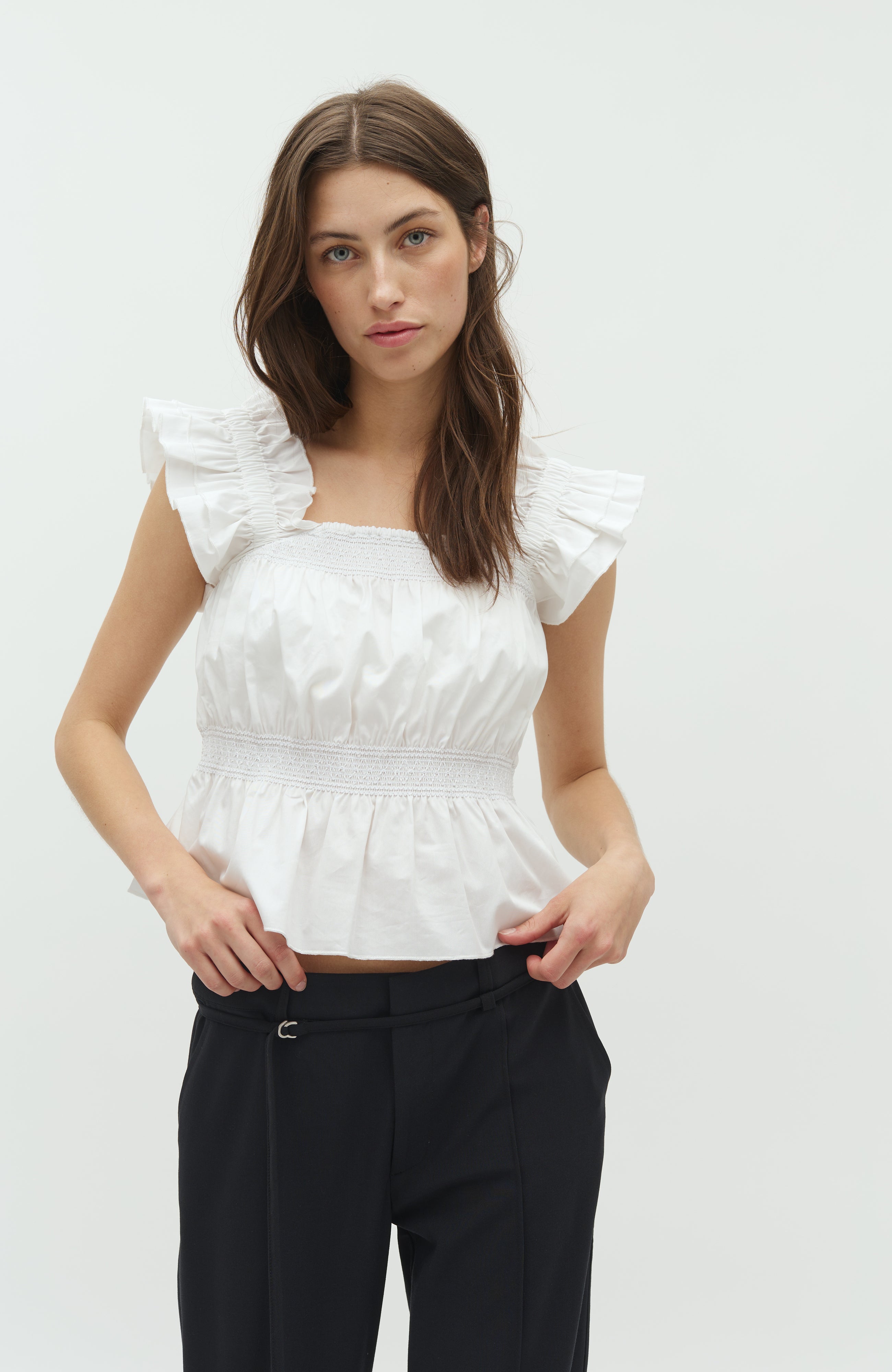 Sania-M_White_Model_0