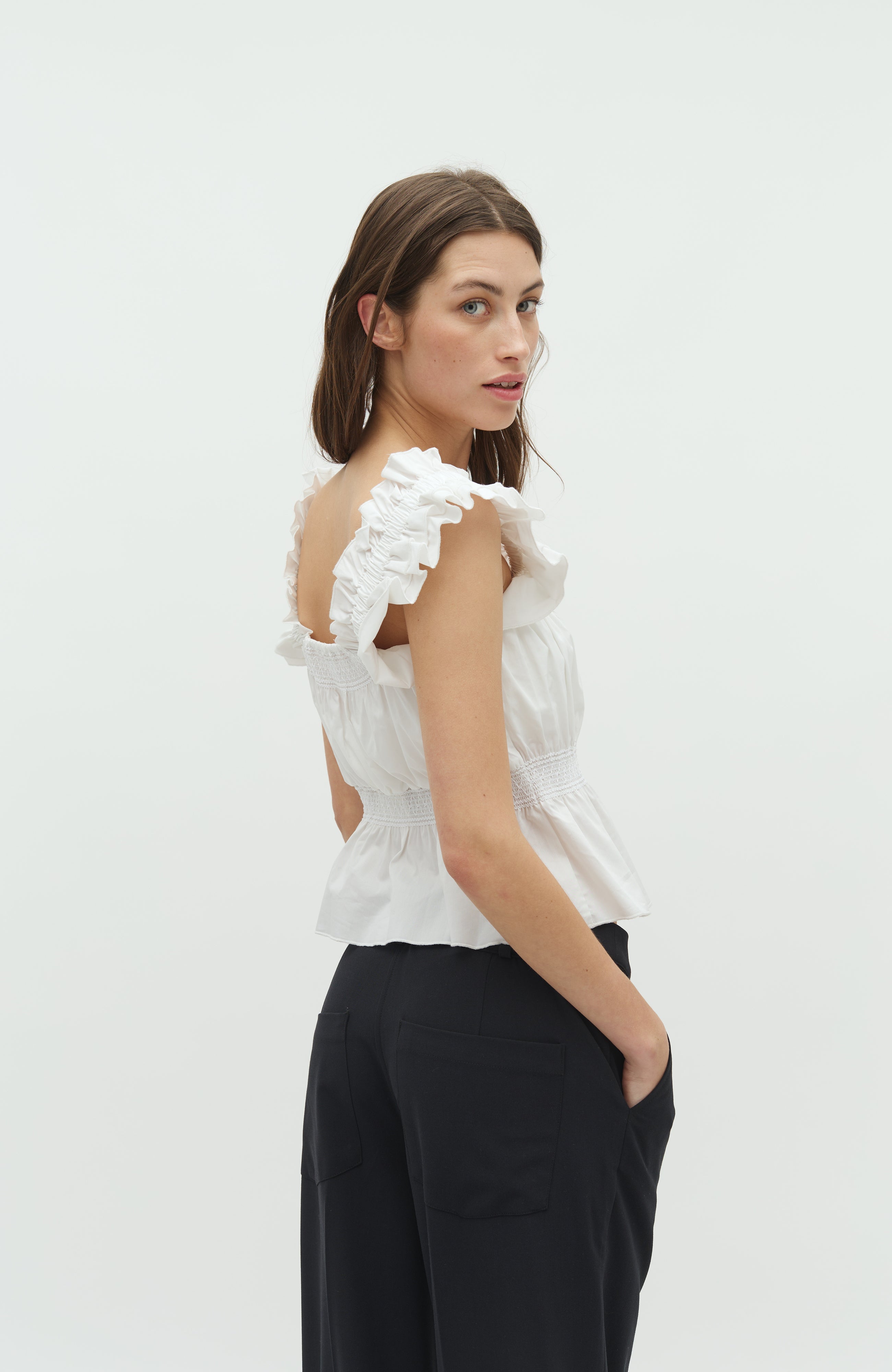 Sania-M_White_Model_1