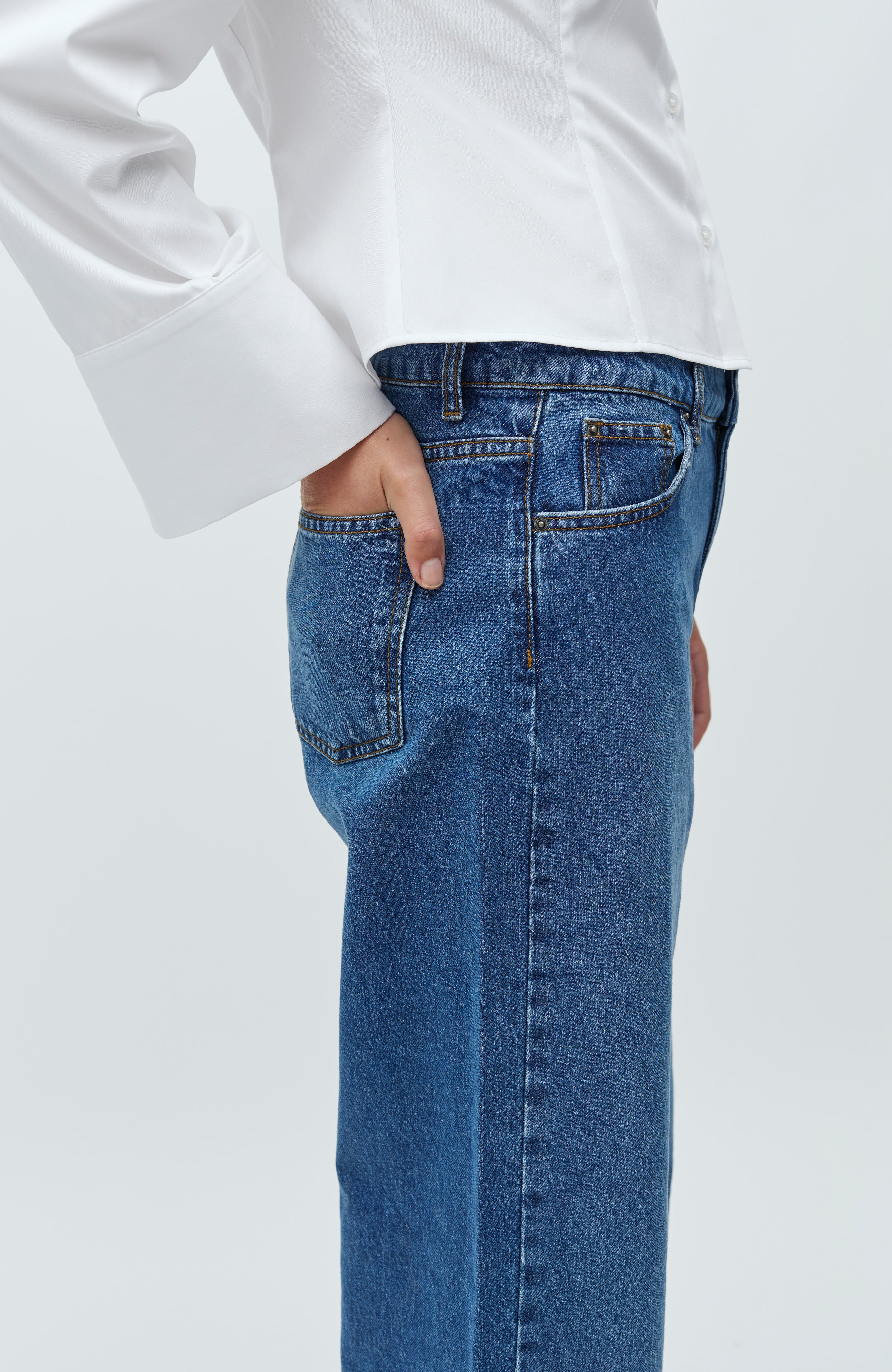 Cadian-G_Vintage blue Wash_Model_3