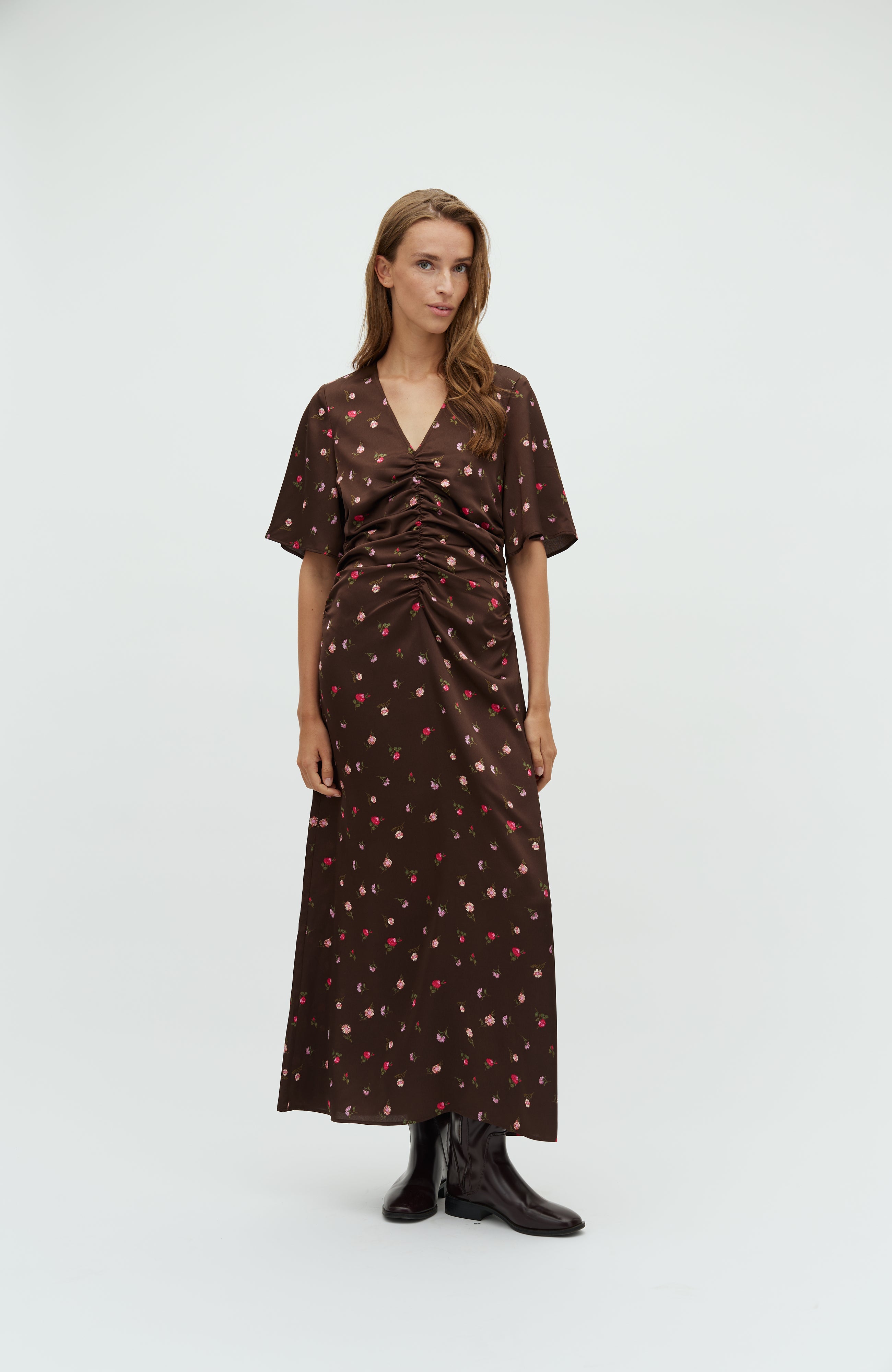 Ineya-M_Dark Evaline Print_Model_1