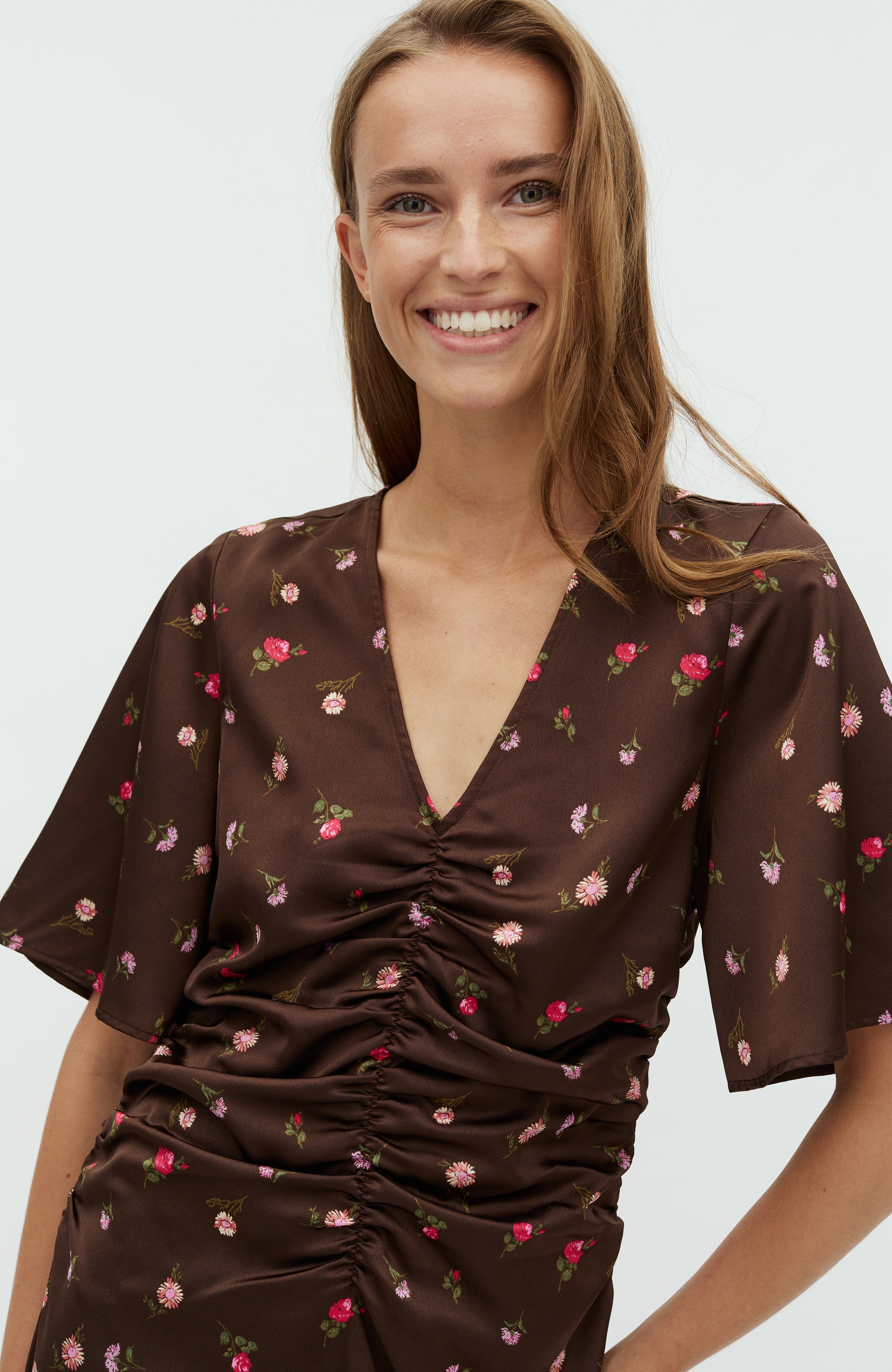 Ineya-M_Dark Evaline Print_Model_2