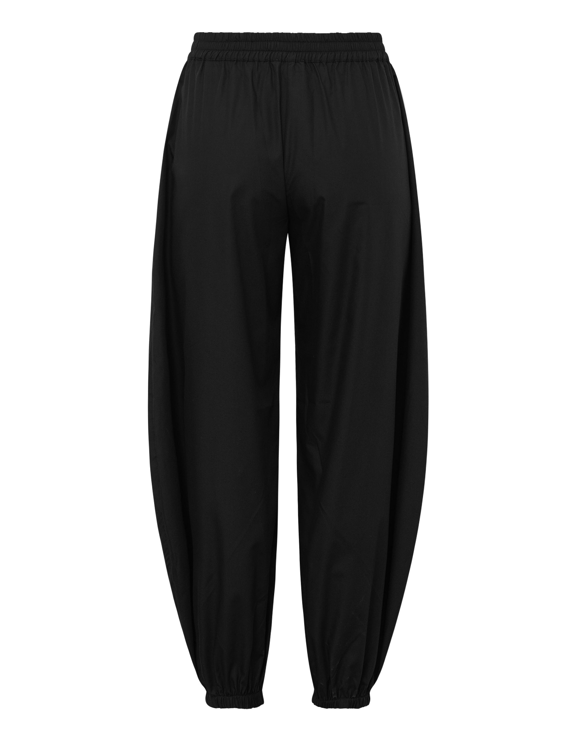 Eawyn-M_Black_Packshot_1