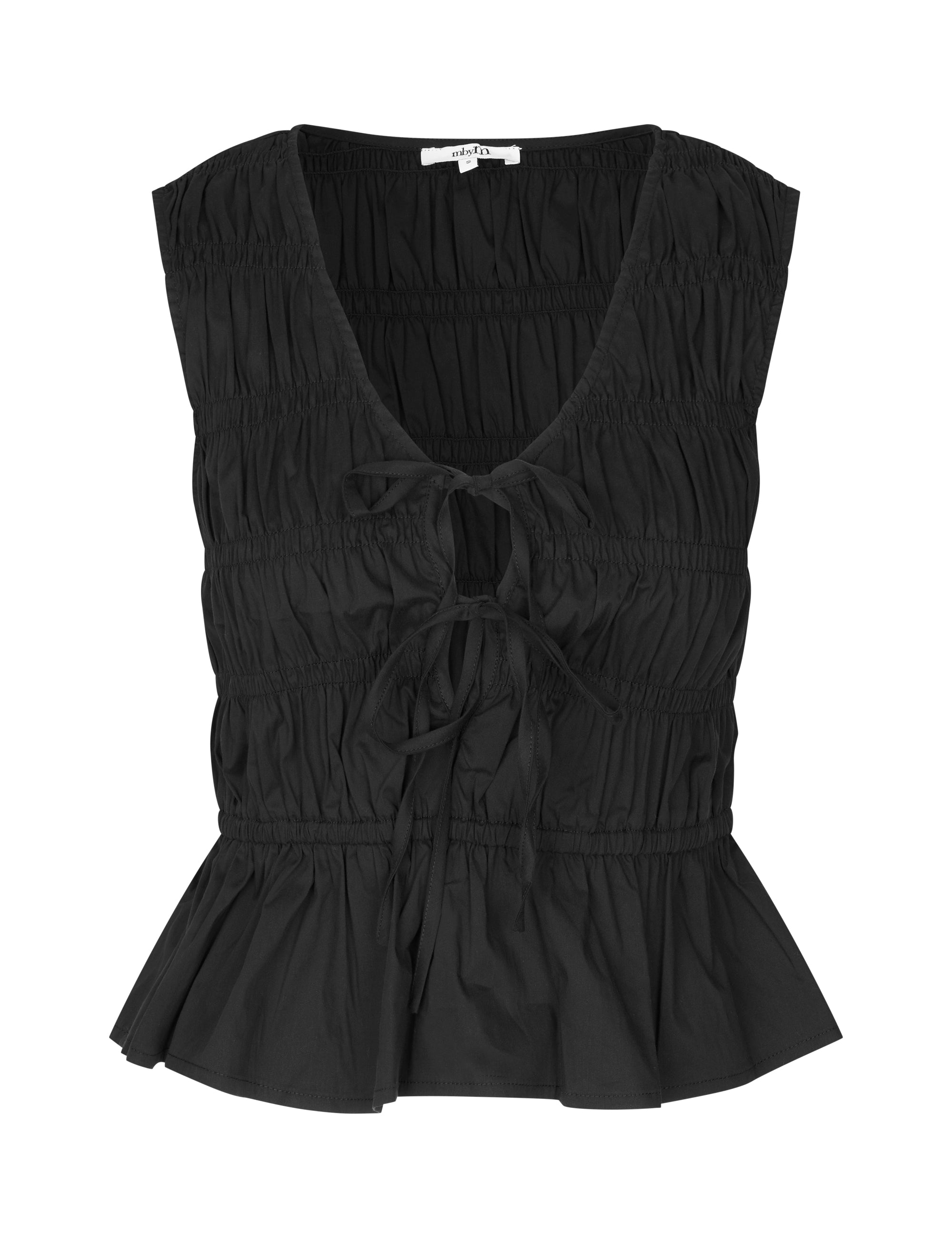 Cyra-M_Black_Packshot_0