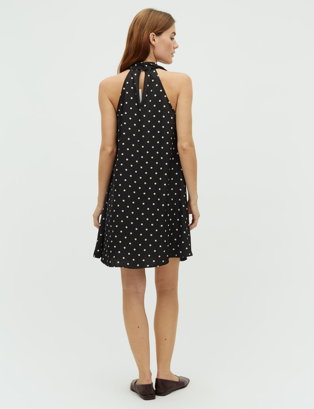 Paletta-M_Black Sugar Dots_Model_3
