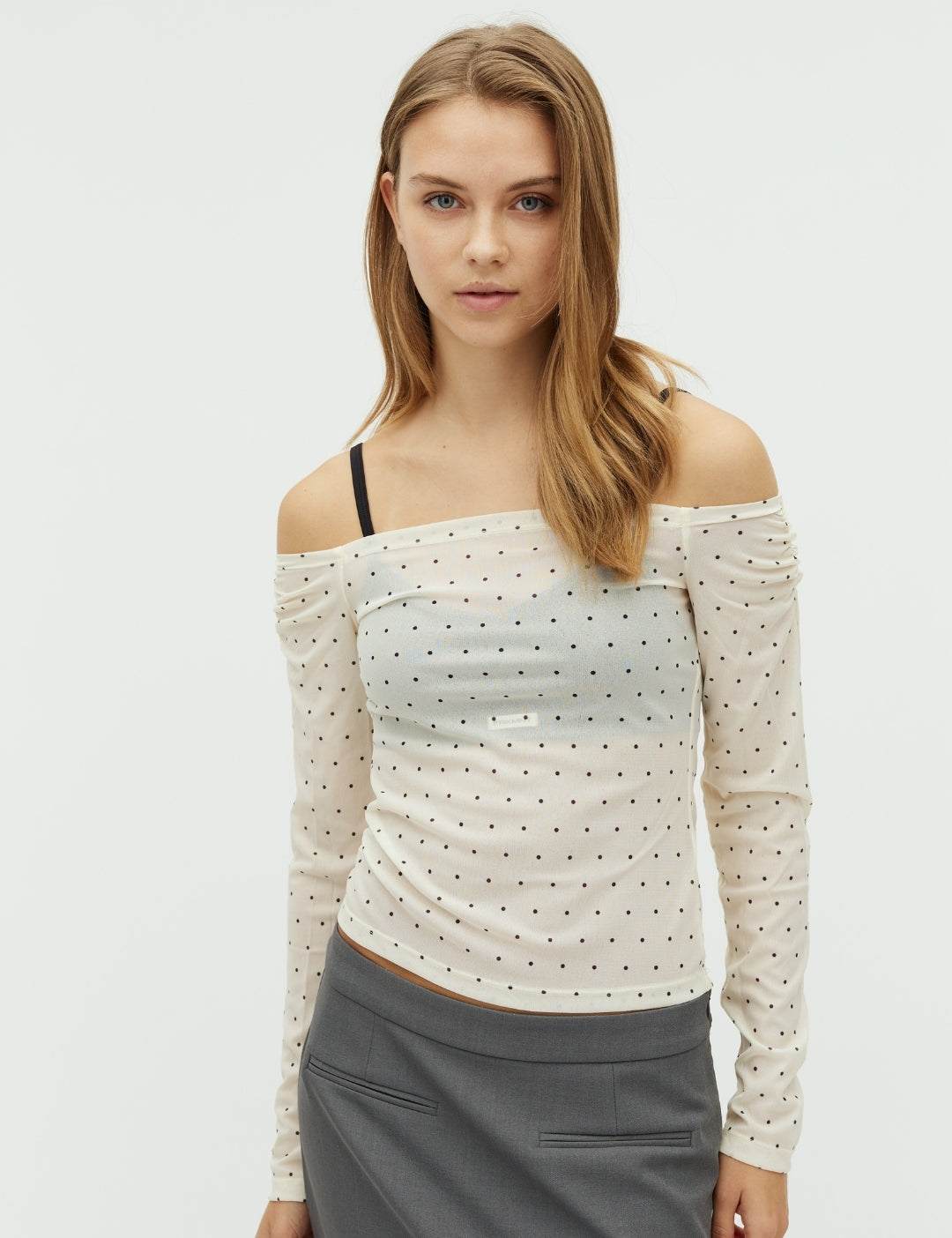 Reimea-F_Whipped butter dot_Model_0