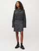 Jeani-M_Grey Check_Model_0
