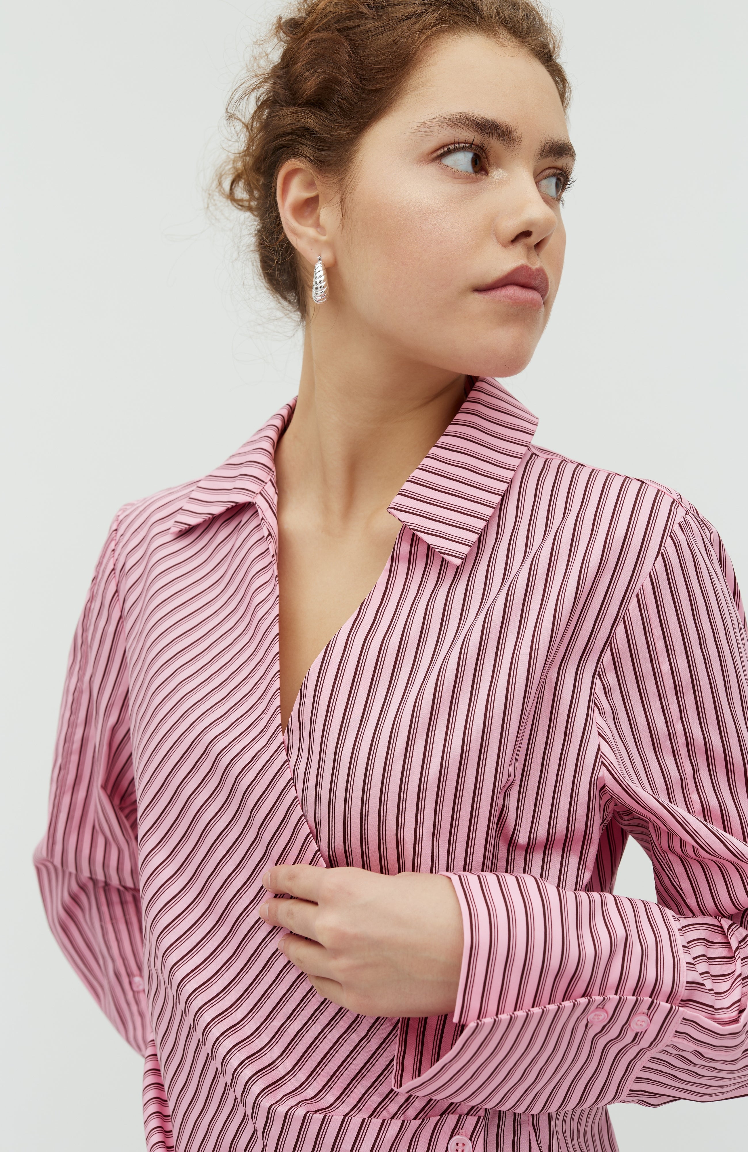 Gerri-M_Pink Bordeaux Stripe_Model_1