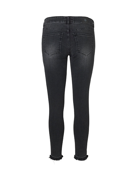 Thirteen_Dark Attitude_Packshot_1