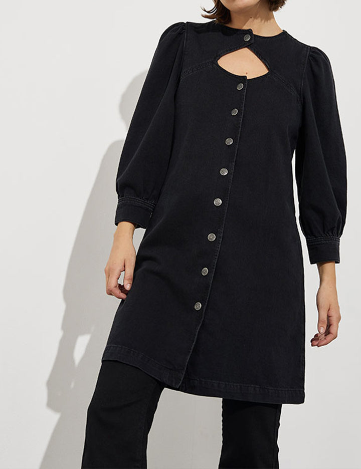 Kati-G_Rebel Black_Model_1