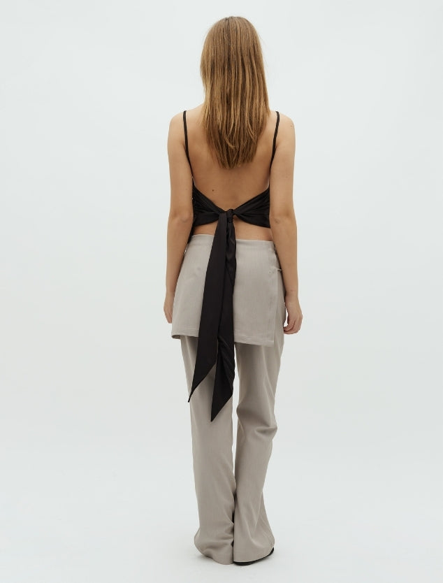 Ollyi-F_Black_Model_2