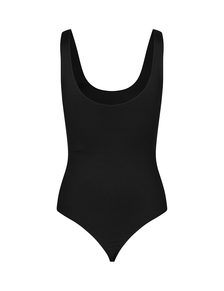 Leiko-F_Black_Packshot_1