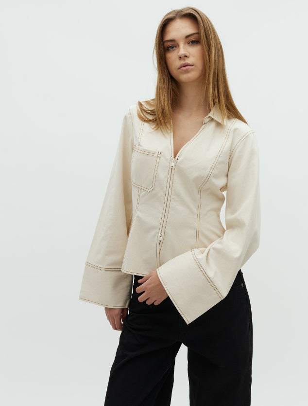 Annalia-F_Ecru_Model_0