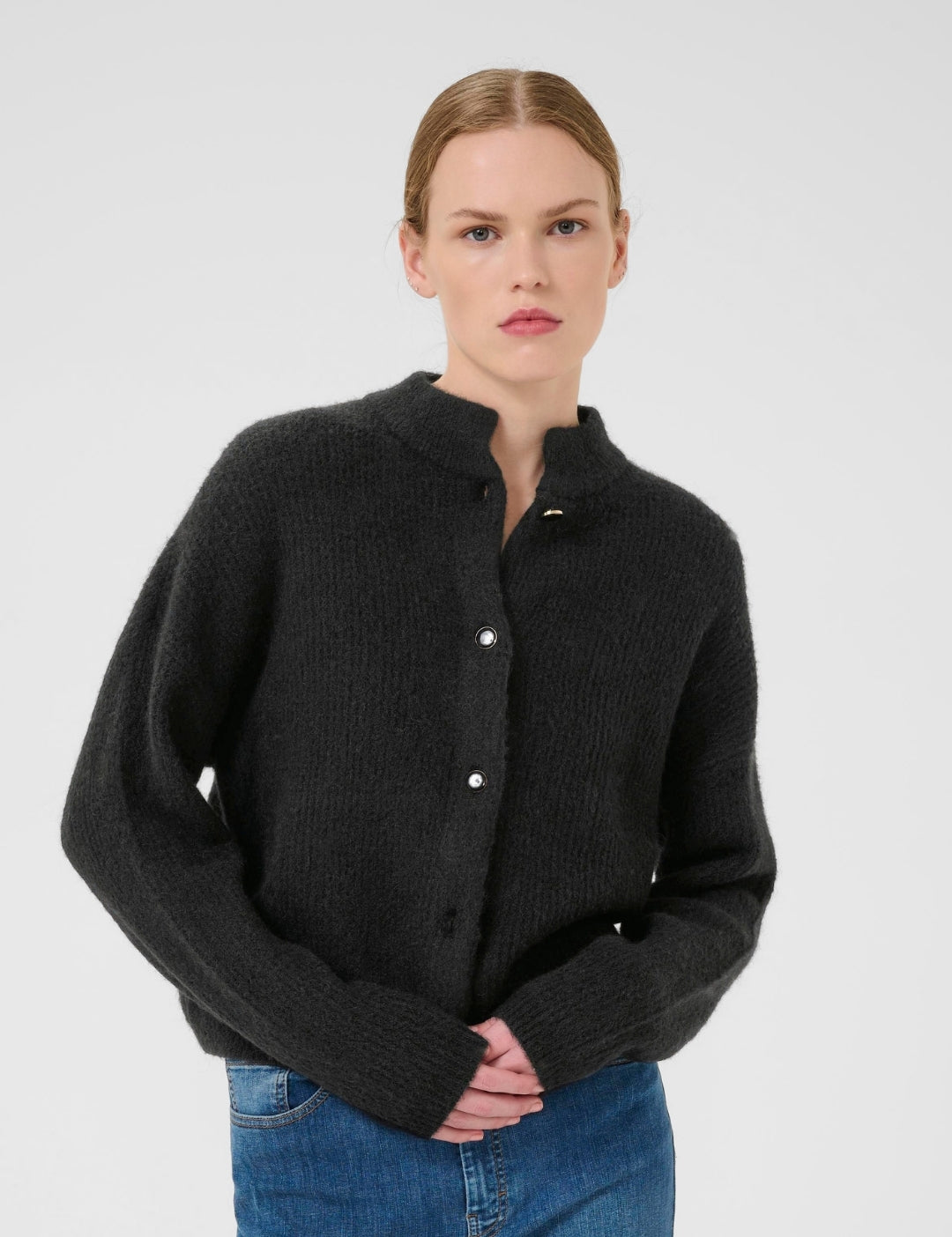 10905931 AlphaGZ short cardigan NOOS_Black_Model_0