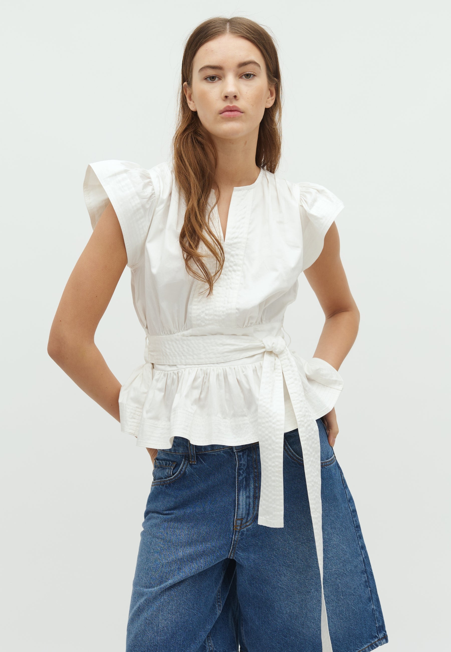 163355 Malia Cotton Satin Top_Off White_Model_0
