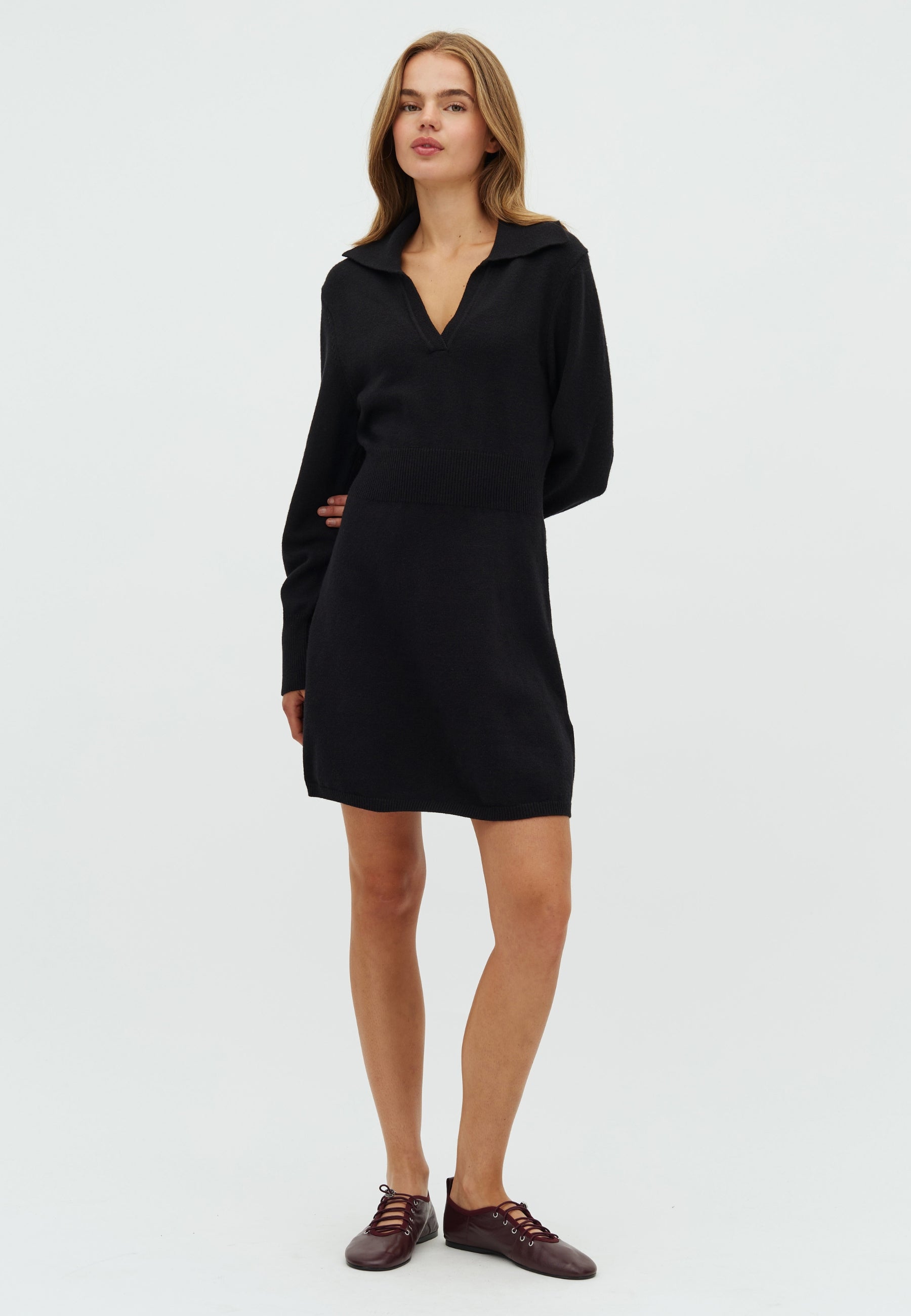 166395 Selia Knit Dress_Black_Model_0