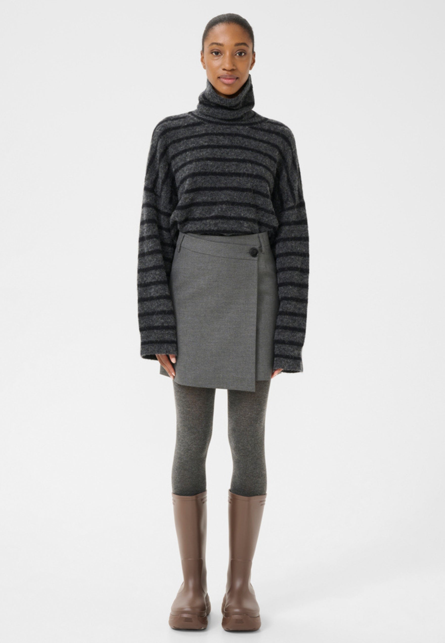 10910495 GZpaula MW wrap skirt NOOS_Dark grey melange_Model_0
