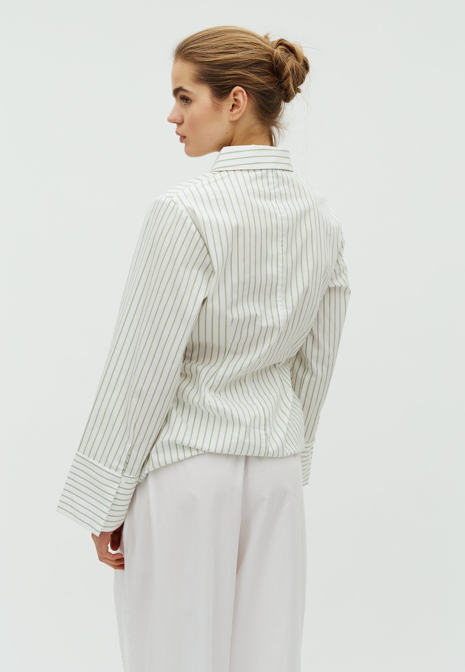 168657 Taroli Stripe Shirt_Dusty green_Model_2