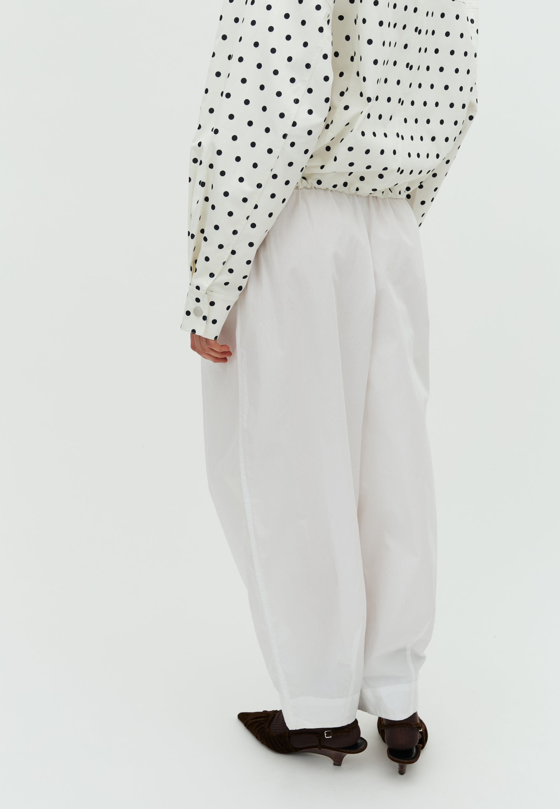 168926 Trina C Poplin Pants_White_Model_2