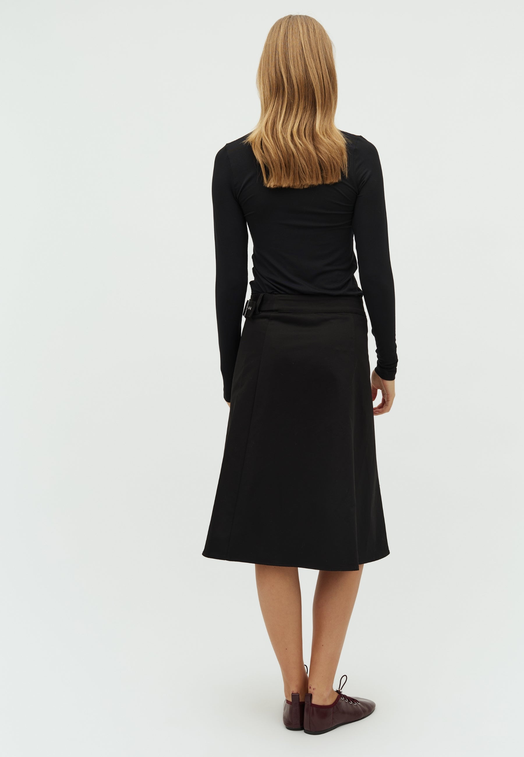 167444 Misilla Twill Skirt_Black_Model_2